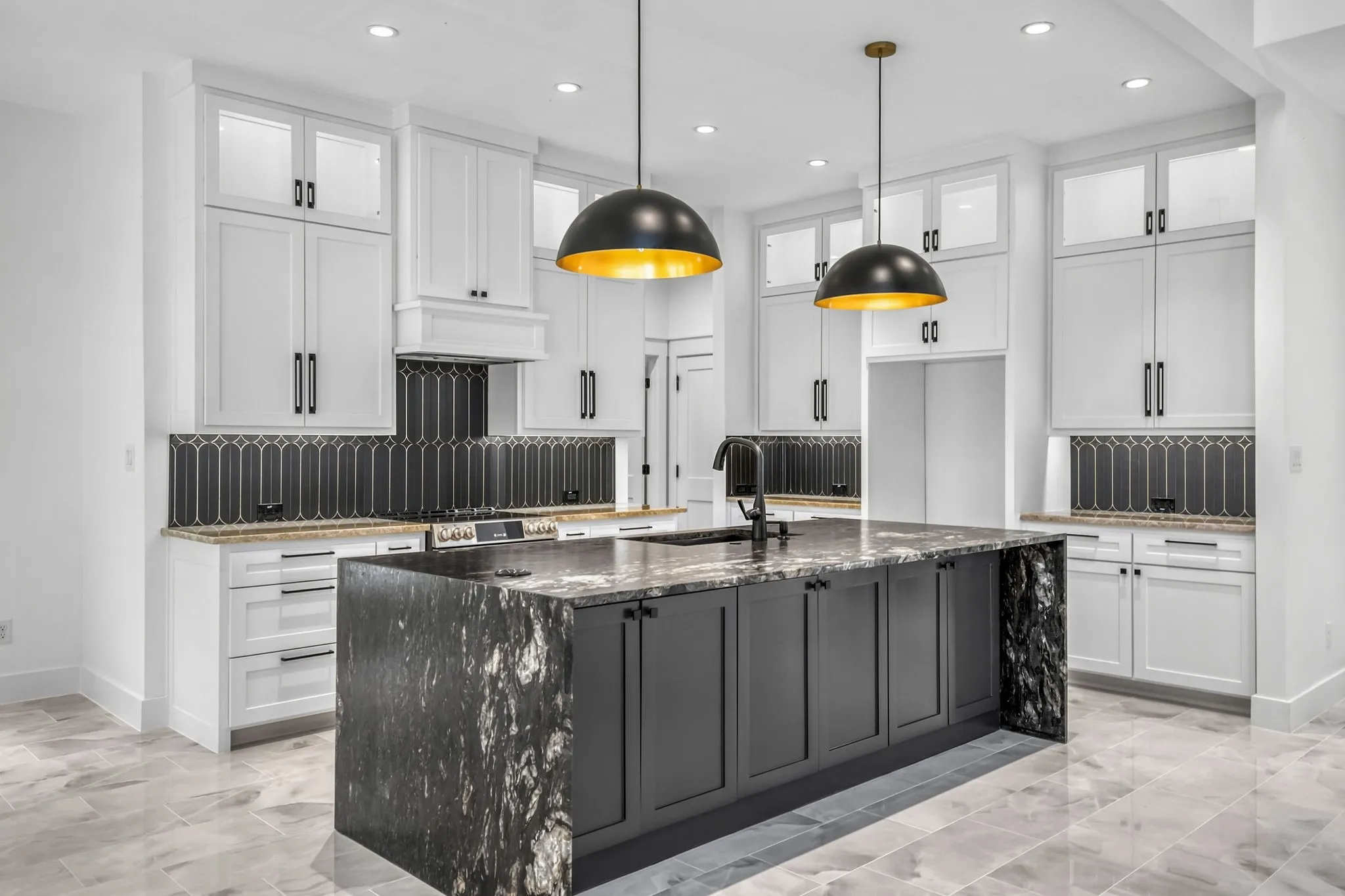 Single Family Residence For Sale in Ellis County , 105 Forest Brook Street, Oak Leaf, Texas 75154, 4 Bedroom, 3 Bathroom, 2 Garage spaces, 3,374 Sqft, built in 2026, mls#21335511, Real Estate Agent in Oak Leaf, Homes For Sale in Ellis county, Homes For Sale in Oak Leaf, Realtor in Oak Leaf Texas, Real Estate Brokerage Independent Realty Texas, Luminita Cordes Realtor