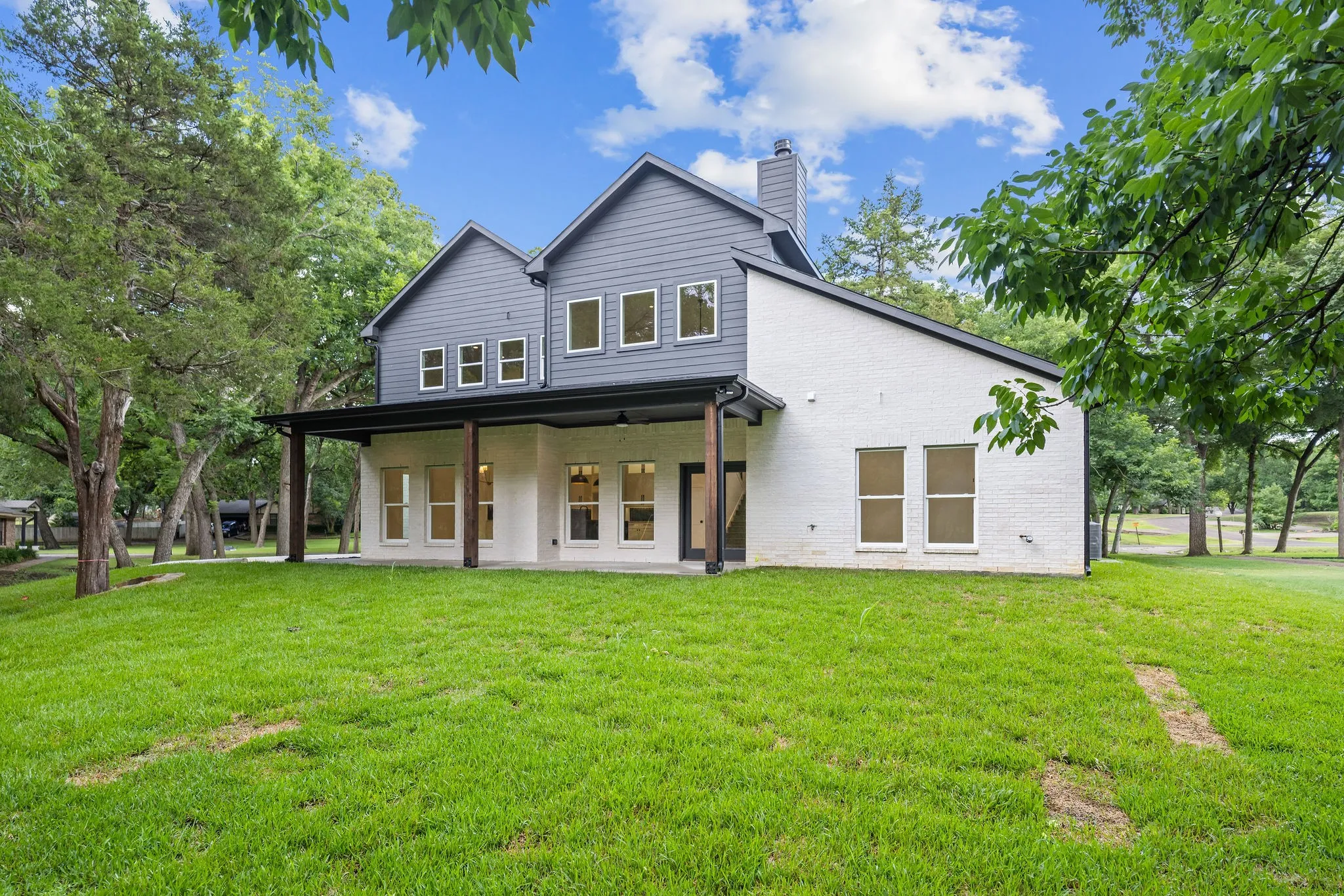 Single Family Residence For Sale in Ellis County , 105 Forest Brook Street, Oak Leaf, Texas 75154, 4 Bedroom, 3 Bathroom, 2 Garage spaces, 3,374 Sqft, built in 2026, mls#21335511, Real Estate Agent in Oak Leaf, Homes For Sale in Ellis county, Homes For Sale in Oak Leaf, Realtor in Oak Leaf Texas, Real Estate Brokerage Independent Realty Texas, Luminita Cordes Realtor