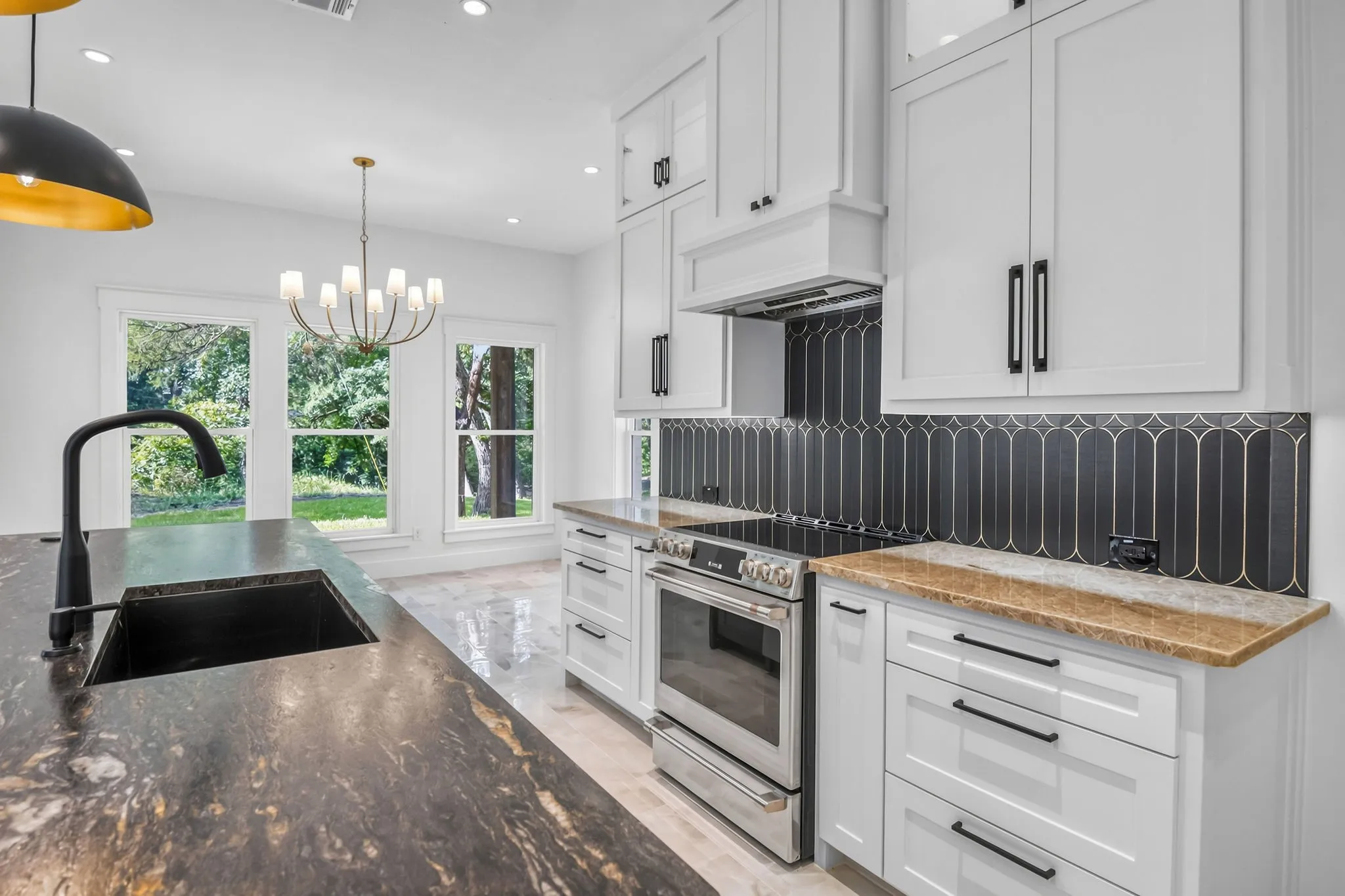 Single Family Residence For Sale in Ellis County , 105 Forest Brook Street, Oak Leaf, Texas 75154, 4 Bedroom, 3 Bathroom, 2 Garage spaces, 3,374 Sqft, built in 2026, mls#21335511, Real Estate Agent in Oak Leaf, Homes For Sale in Ellis county, Homes For Sale in Oak Leaf, Realtor in Oak Leaf Texas, Real Estate Brokerage Independent Realty Texas, Luminita Cordes Realtor