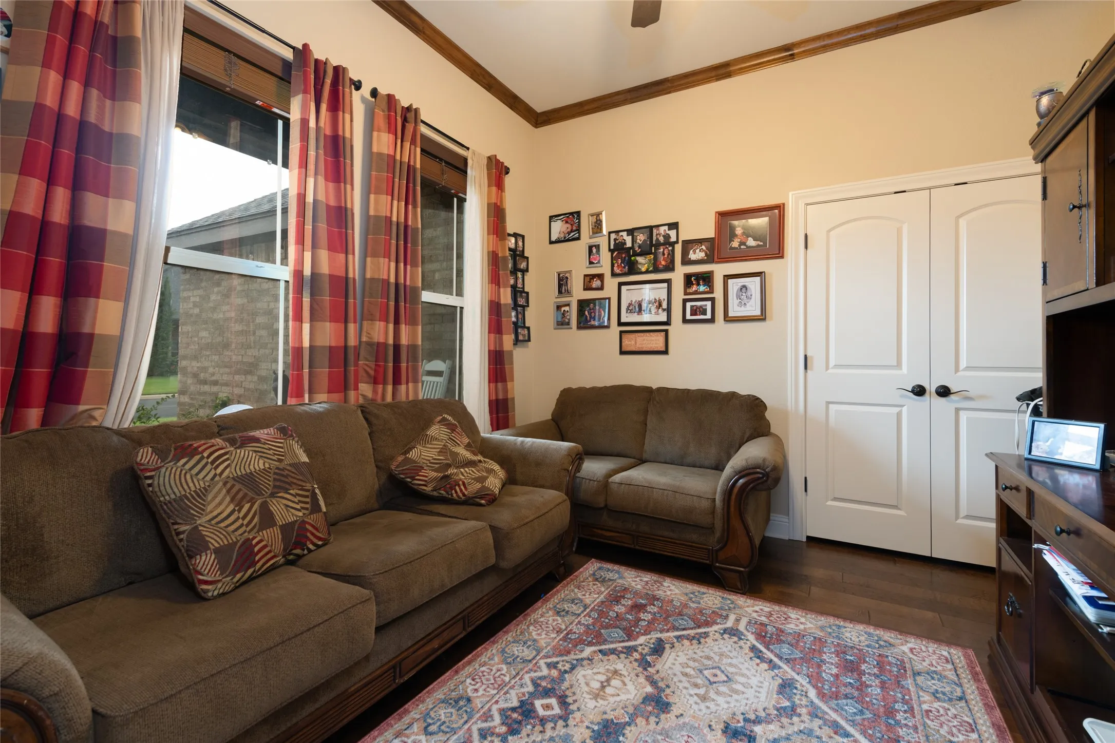 Single Family Residence For Sale in Taylor County , 6418 Milestone Drive, Abilene, Texas 79606, 4 Bedroom, 3 Bathroom, 2 Garage spaces, 2,218 Sqft, built in 2015, mls#21335514, Real Estate Agent in Abilene, Homes For Sale in Taylor county, Homes For Sale in Abilene, Realtor in Abilene Texas, Real Estate Brokerage Independent Realty Texas, Luminita Cordes Realtor