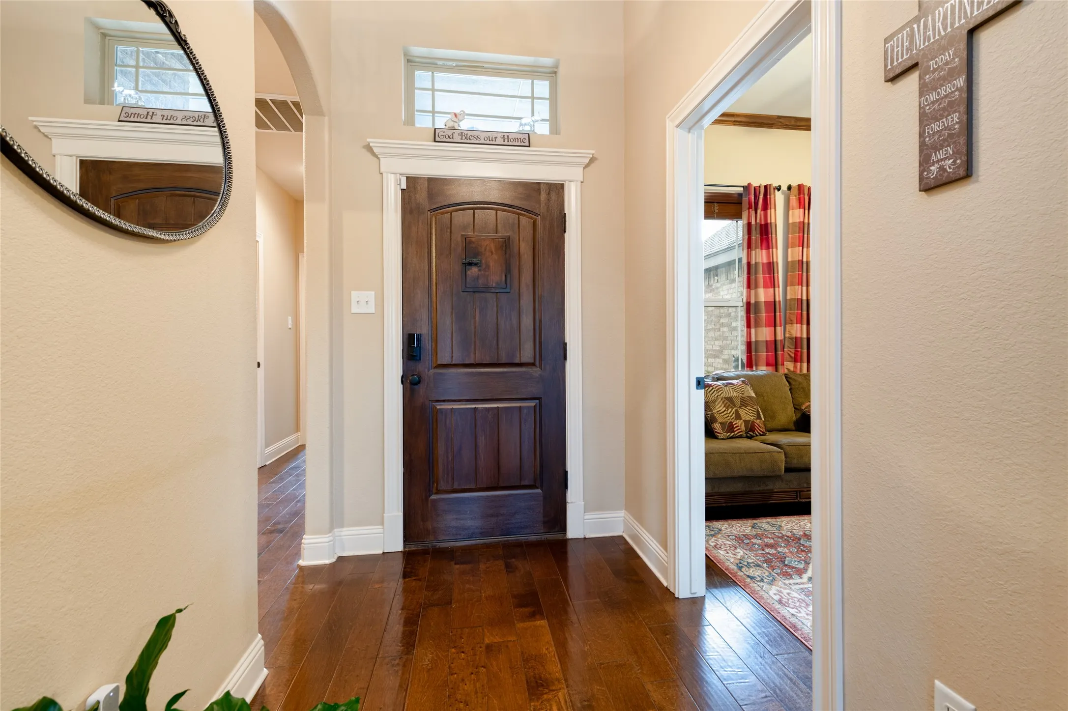 Single Family Residence For Sale in Taylor County , 6418 Milestone Drive, Abilene, Texas 79606, 4 Bedroom, 3 Bathroom, 2 Garage spaces, 2,218 Sqft, built in 2015, mls#21335514, Real Estate Agent in Abilene, Homes For Sale in Taylor county, Homes For Sale in Abilene, Realtor in Abilene Texas, Real Estate Brokerage Independent Realty Texas, Luminita Cordes Realtor