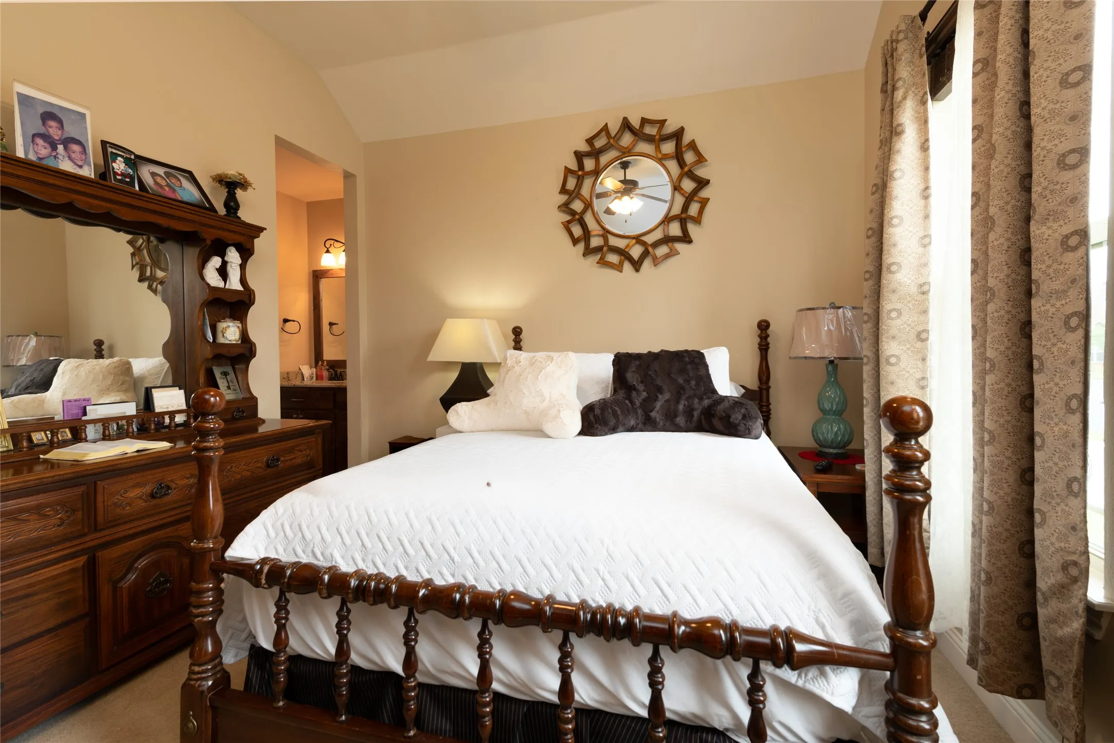 Single Family Residence For Sale in Taylor County , 6418 Milestone Drive, Abilene, Texas 79606, 4 Bedroom, 3 Bathroom, 2 Garage spaces, 2,218 Sqft, built in 2015, mls#21335514, Real Estate Agent in Abilene, Homes For Sale in Taylor county, Homes For Sale in Abilene, Realtor in Abilene Texas, Real Estate Brokerage Independent Realty Texas, Luminita Cordes Realtor