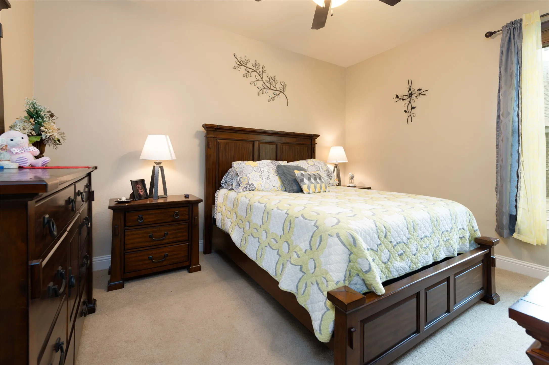 Single Family Residence For Sale in Taylor County , 6418 Milestone Drive, Abilene, Texas 79606, 4 Bedroom, 3 Bathroom, 2 Garage spaces, 2,218 Sqft, built in 2015, mls#21335514, Real Estate Agent in Abilene, Homes For Sale in Taylor county, Homes For Sale in Abilene, Realtor in Abilene Texas, Real Estate Brokerage Independent Realty Texas, Luminita Cordes Realtor