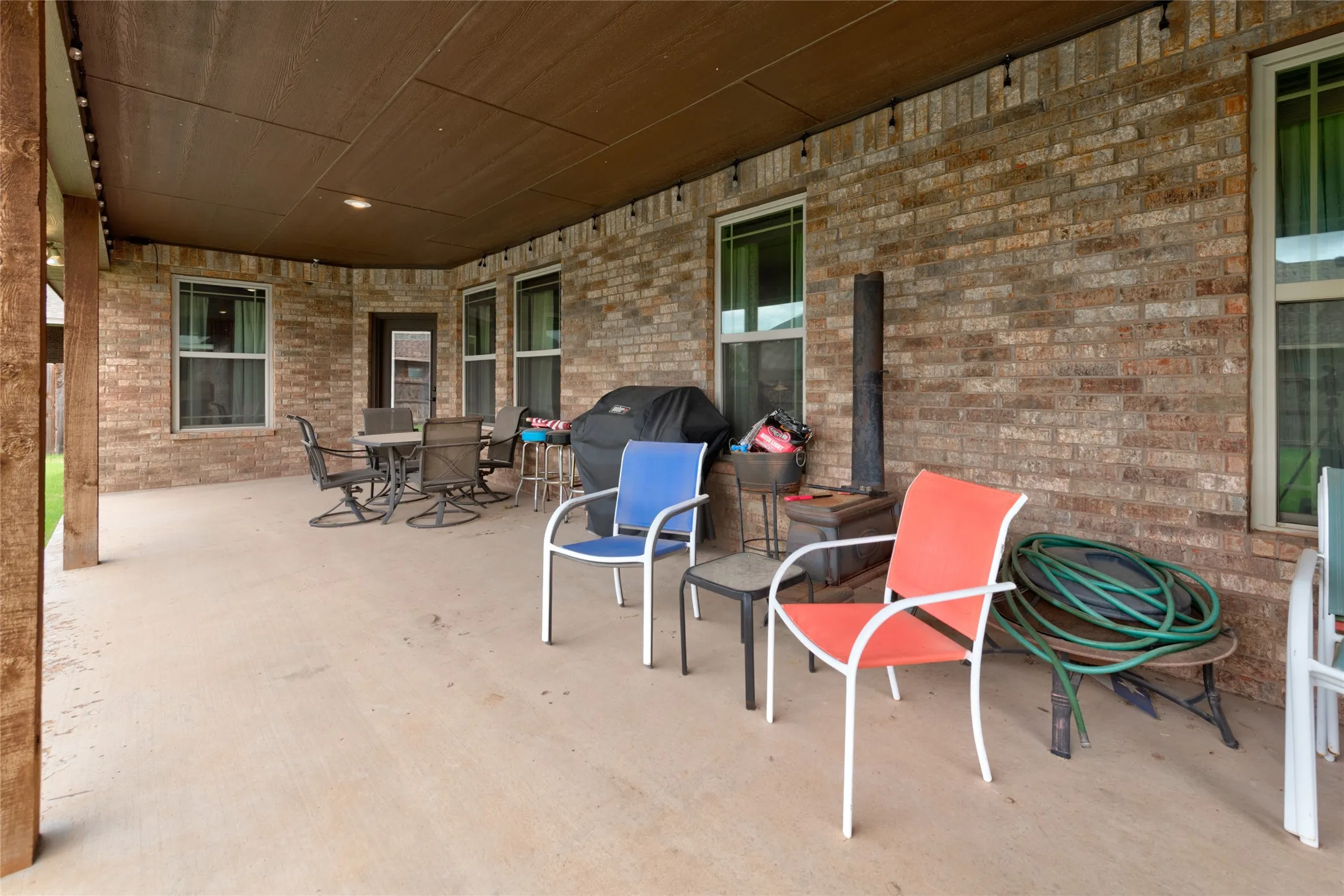Single Family Residence For Sale in Taylor County , 6418 Milestone Drive, Abilene, Texas 79606, 4 Bedroom, 3 Bathroom, 2 Garage spaces, 2,218 Sqft, built in 2015, mls#21335514, Real Estate Agent in Abilene, Homes For Sale in Taylor county, Homes For Sale in Abilene, Realtor in Abilene Texas, Real Estate Brokerage Independent Realty Texas, Luminita Cordes Realtor