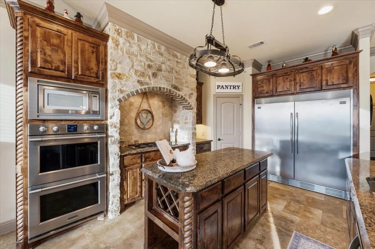 Single Family Residence For Sale in Rockwall County , 5062 White Pine Drive, Royse City, Texas 75189, 4 Bedroom, 3 Bathroom, 3 Garage spaces, 2,876 Sqft, built in 2011, mls#21335377, Real Estate Agent in Royse City, Homes For Sale in Rockwall county, Homes For Sale in Royse City, Realtor in Royse City Texas, Real Estate Brokerage Independent Realty Texas, Luminita Cordes Realtor