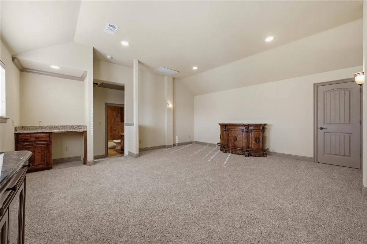 Single Family Residence For Sale in Rockwall County , 5062 White Pine Drive, Royse City, Texas 75189, 4 Bedroom, 3 Bathroom, 3 Garage spaces, 2,876 Sqft, built in 2011, mls#21335377, Real Estate Agent in Royse City, Homes For Sale in Rockwall county, Homes For Sale in Royse City, Realtor in Royse City Texas, Real Estate Brokerage Independent Realty Texas, Luminita Cordes Realtor