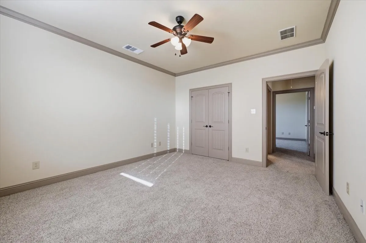 Single Family Residence For Sale in Rockwall County , 5062 White Pine Drive, Royse City, Texas 75189, 4 Bedroom, 3 Bathroom, 3 Garage spaces, 2,876 Sqft, built in 2011, mls#21335377, Real Estate Agent in Royse City, Homes For Sale in Rockwall county, Homes For Sale in Royse City, Realtor in Royse City Texas, Real Estate Brokerage Independent Realty Texas, Luminita Cordes Realtor