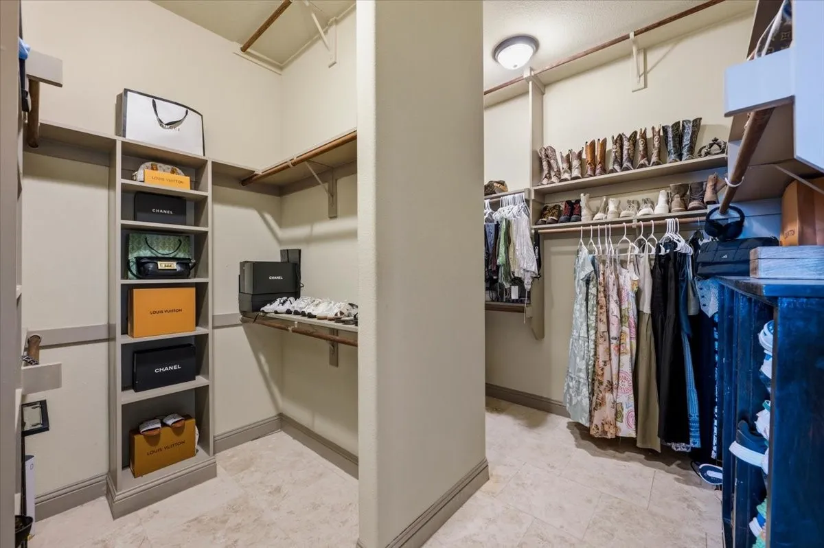 Single Family Residence For Sale in Rockwall County , 5062 White Pine Drive, Royse City, Texas 75189, 4 Bedroom, 3 Bathroom, 3 Garage spaces, 2,876 Sqft, built in 2011, mls#21335377, Real Estate Agent in Royse City, Homes For Sale in Rockwall county, Homes For Sale in Royse City, Realtor in Royse City Texas, Real Estate Brokerage Independent Realty Texas, Luminita Cordes Realtor