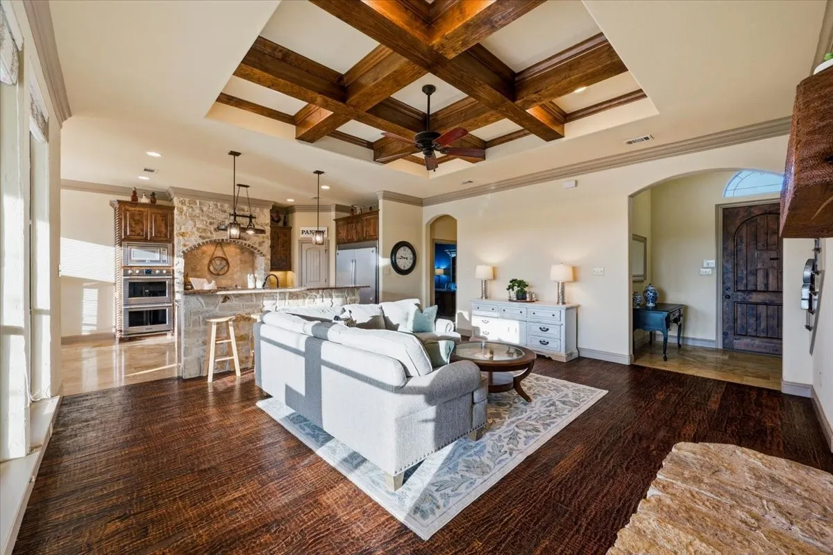 Single Family Residence For Sale in Rockwall County , 5062 White Pine Drive, Royse City, Texas 75189, 4 Bedroom, 3 Bathroom, 3 Garage spaces, 2,876 Sqft, built in 2011, mls#21335377, Real Estate Agent in Royse City, Homes For Sale in Rockwall county, Homes For Sale in Royse City, Realtor in Royse City Texas, Real Estate Brokerage Independent Realty Texas, Luminita Cordes Realtor
