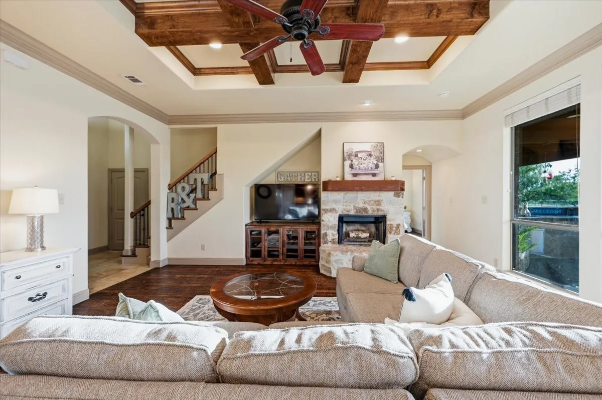 Single Family Residence For Sale in Rockwall County , 5062 White Pine Drive, Royse City, Texas 75189, 4 Bedroom, 3 Bathroom, 3 Garage spaces, 2,876 Sqft, built in 2011, mls#21335377, Real Estate Agent in Royse City, Homes For Sale in Rockwall county, Homes For Sale in Royse City, Realtor in Royse City Texas, Real Estate Brokerage Independent Realty Texas, Luminita Cordes Realtor