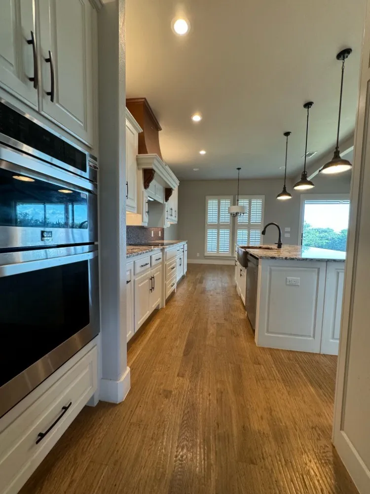 Single Family Residence For Sale in Palo Pinto County , 1154 Dunn Drive, Palo Pinto, Texas 76484, 3 Bedroom, 2 Bathroom, 2 Garage spaces, 2,606 Sqft, built in 2020, mls#21334998, Real Estate Agent in Palo Pinto, Homes For Sale in Palo Pinto county, Homes For Sale in Palo Pinto, Realtor in Palo Pinto Texas, Real Estate Brokerage Independent Realty Texas, Luminita Cordes Realtor