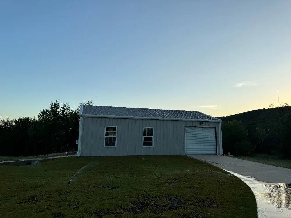 Single Family Residence For Sale in Palo Pinto County , 1154 Dunn Drive, Palo Pinto, Texas 76484, 3 Bedroom, 2 Bathroom, 2 Garage spaces, 2,606 Sqft, built in 2020, mls#21334998, Real Estate Agent in Palo Pinto, Homes For Sale in Palo Pinto county, Homes For Sale in Palo Pinto, Realtor in Palo Pinto Texas, Real Estate Brokerage Independent Realty Texas, Luminita Cordes Realtor