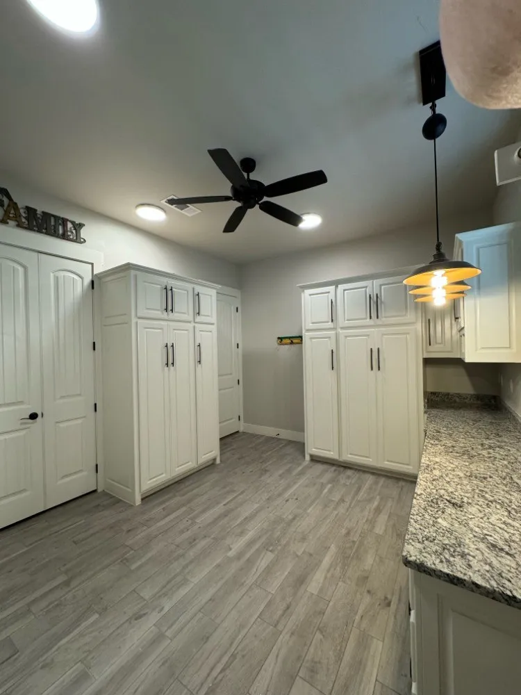 Single Family Residence For Sale in Palo Pinto County , 1154 Dunn Drive, Palo Pinto, Texas 76484, 3 Bedroom, 2 Bathroom, 2 Garage spaces, 2,606 Sqft, built in 2020, mls#21334998, Real Estate Agent in Palo Pinto, Homes For Sale in Palo Pinto county, Homes For Sale in Palo Pinto, Realtor in Palo Pinto Texas, Real Estate Brokerage Independent Realty Texas, Luminita Cordes Realtor