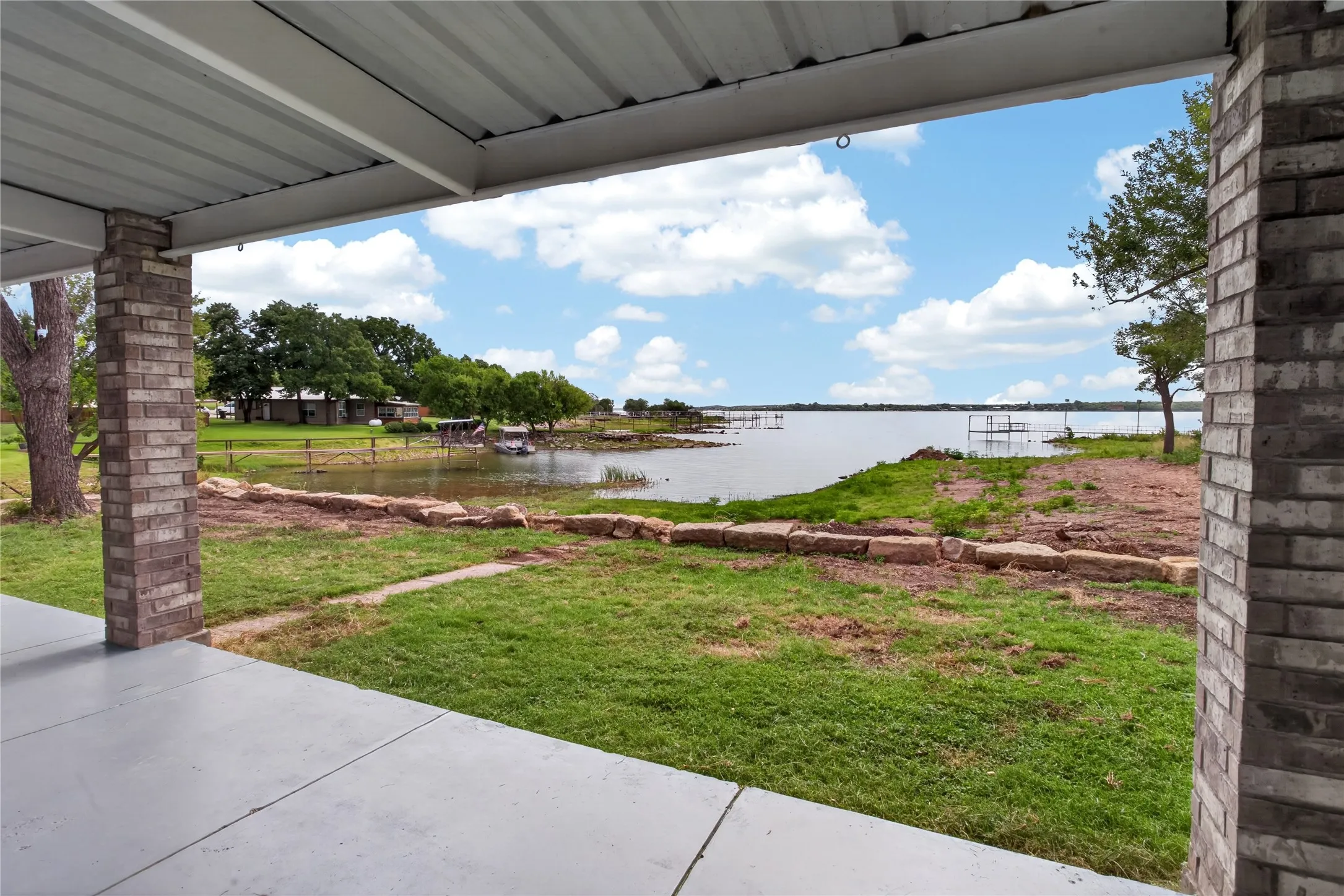 Single Family Residence For Sale in Taylor County , 546 Apache Lane, Abilene, Texas 79601, 3 Bedroom, 2 Bathroom, Garage spaces, 1,336 Sqft, built in 1987, mls#21326532, Real Estate Agent in Abilene, Homes For Sale in Taylor county, Homes For Sale in Abilene, Realtor in Abilene Texas, Real Estate Brokerage Independent Realty Texas, Luminita Cordes Realtor