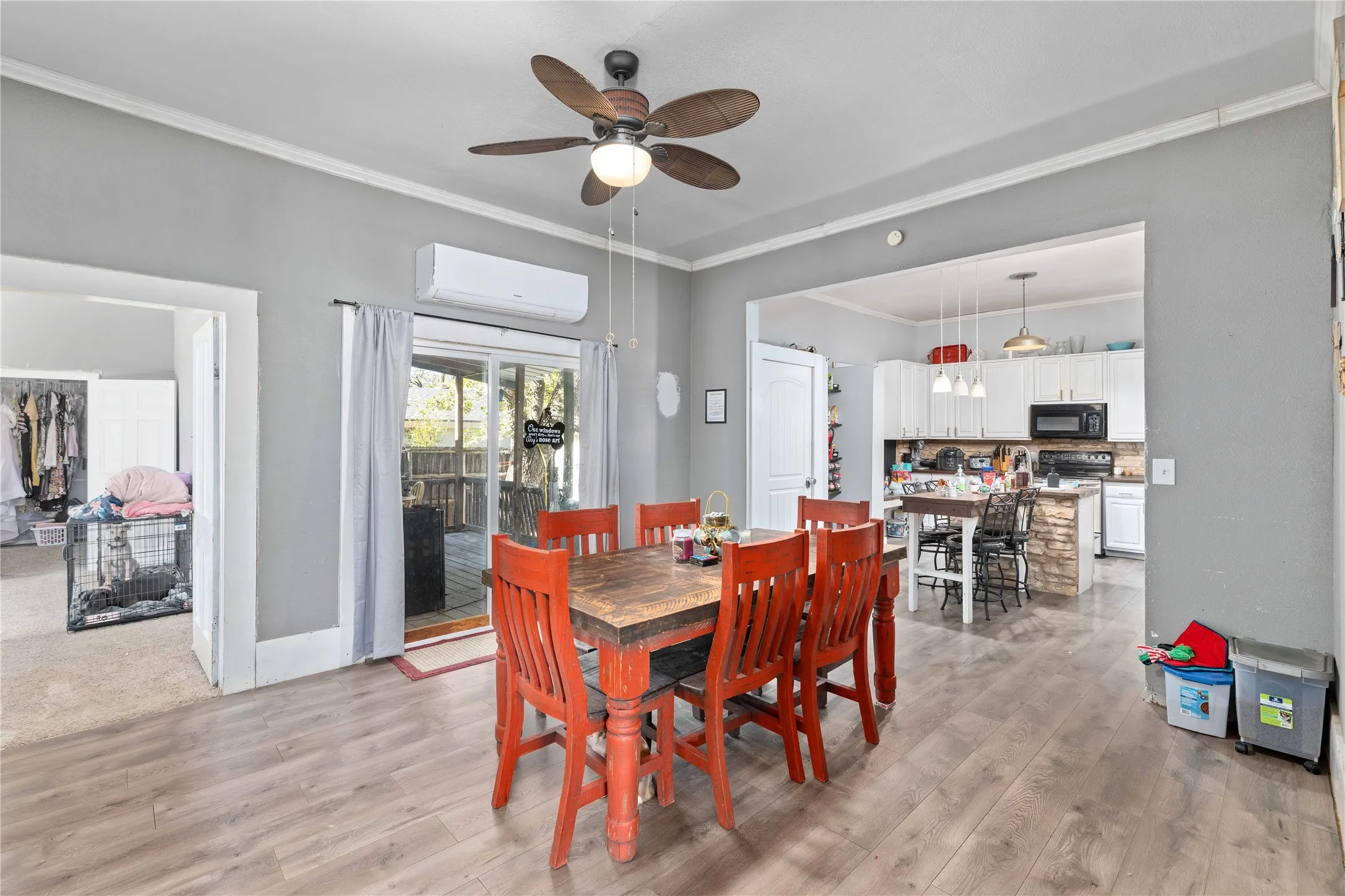 Single Family Residence For Sale in Brown County , 1101 Irma Street, Brownwood, Texas 76801, 4 Bedroom, 2 Bathroom, Garage spaces, 2,594 Sqft, built in 1930, mls#21335543, Real Estate Agent in Brownwood, Homes For Sale in Brown county, Homes For Sale in Brownwood, Realtor in Brownwood Texas, Real Estate Brokerage Independent Realty Texas, Luminita Cordes Realtor