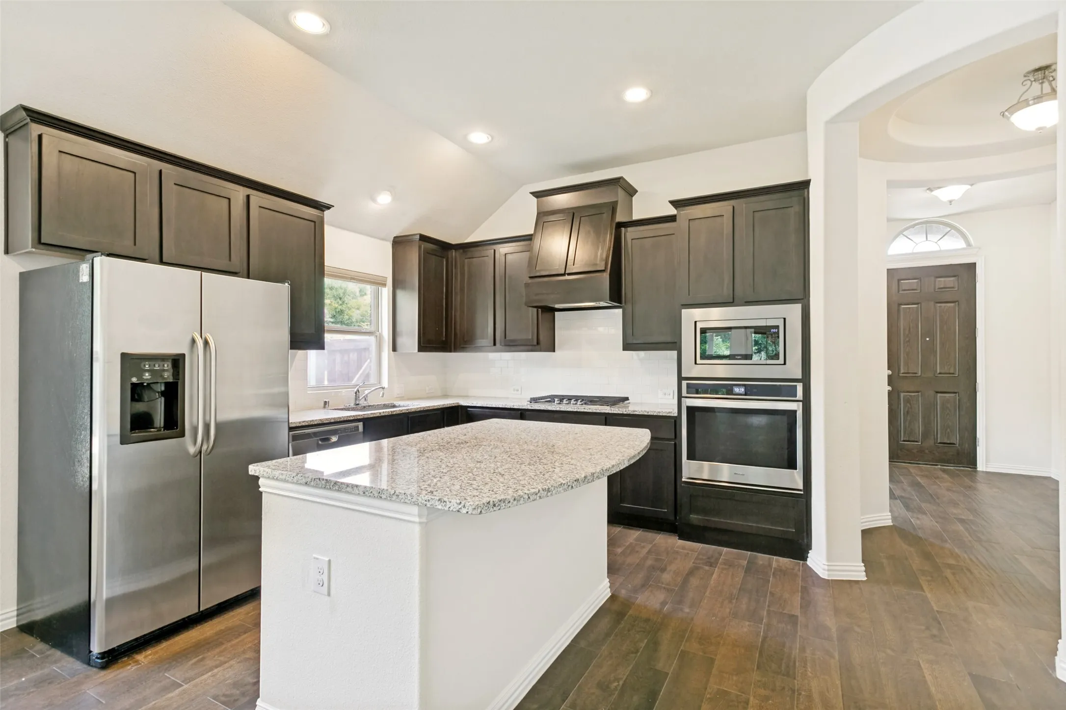 Single Family Residence For Rent in Denton County , 208 Northern Star Court, Little Elm, Texas 75068, 3 Bedroom, 2 Bathroom, 3 Garage spaces, 2,038 Sqft, built in 2018, mls#21335044, Real Estate Agent in Little Elm, Homes For Rent in Denton county, Homes For Rent in Little Elm, Realtor in Little Elm Texas, Real Estate Brokerage Independent Realty Texas, Luminita Cordes Realtor
