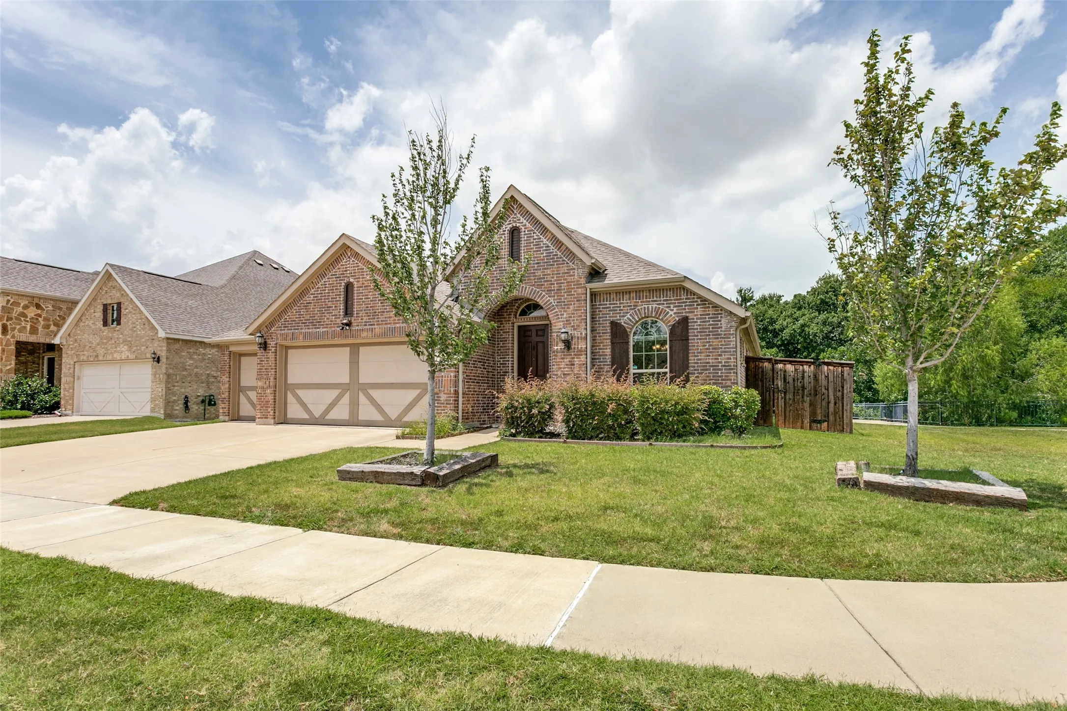 Single Family Residence For Rent in Denton County , 208 Northern Star Court, Little Elm, Texas 75068, 3 Bedroom, 2 Bathroom, 3 Garage spaces, 2,038 Sqft, built in 2018, mls#21335044, Real Estate Agent in Little Elm, Homes For Rent in Denton county, Homes For Rent in Little Elm, Realtor in Little Elm Texas, Real Estate Brokerage Independent Realty Texas, Luminita Cordes Realtor