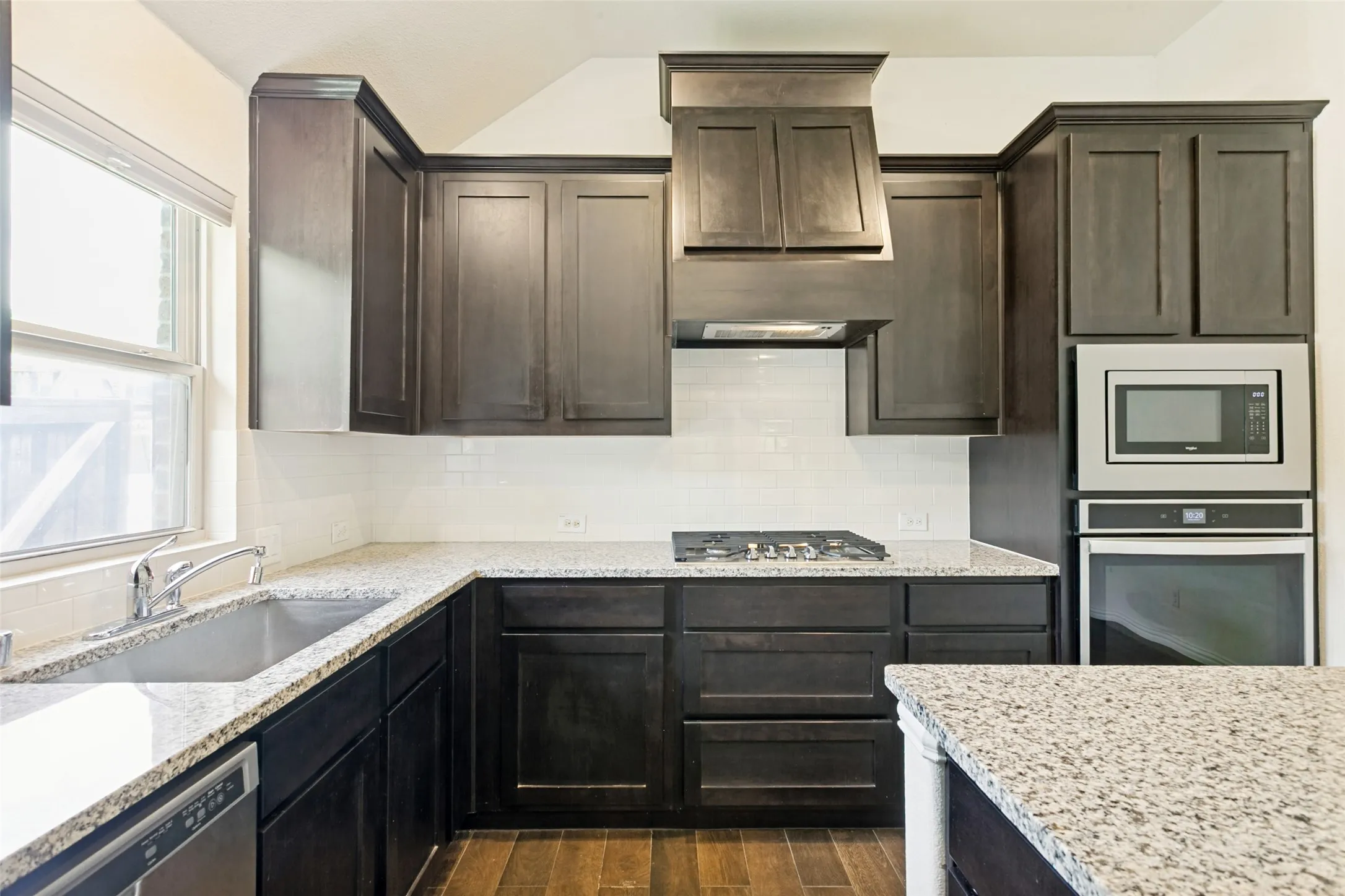 Single Family Residence For Rent in Denton County , 208 Northern Star Court, Little Elm, Texas 75068, 3 Bedroom, 2 Bathroom, 3 Garage spaces, 2,038 Sqft, built in 2018, mls#21335044, Real Estate Agent in Little Elm, Homes For Rent in Denton county, Homes For Rent in Little Elm, Realtor in Little Elm Texas, Real Estate Brokerage Independent Realty Texas, Luminita Cordes Realtor