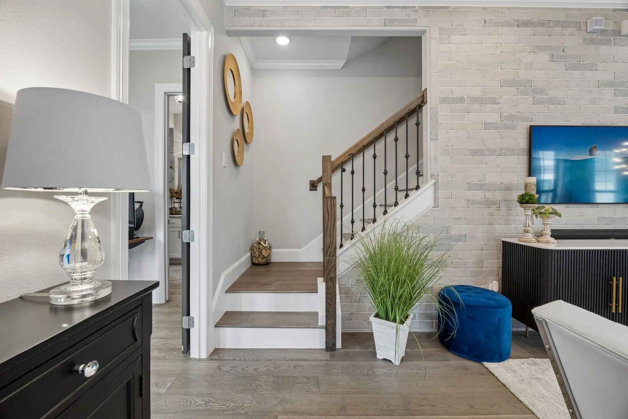 Inviting entry with upgraded wood floor through out first floor