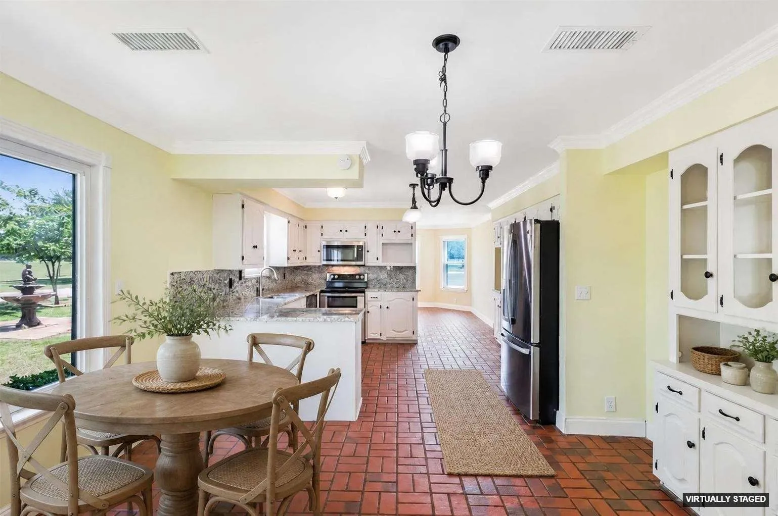 Single Family Residence For Sale in Hunt County , 11054 County Road 2464, Poetry, Texas 75160, 3 Bedroom, 3 Bathroom, 2 Garage spaces, 2,700 Sqft, built in 1985, mls#21335535, Real Estate Agent in Poetry, Homes For Sale in Hunt county, Homes For Sale in Poetry, Realtor in Poetry Texas, Real Estate Brokerage Independent Realty Texas, Luminita Cordes Realtor