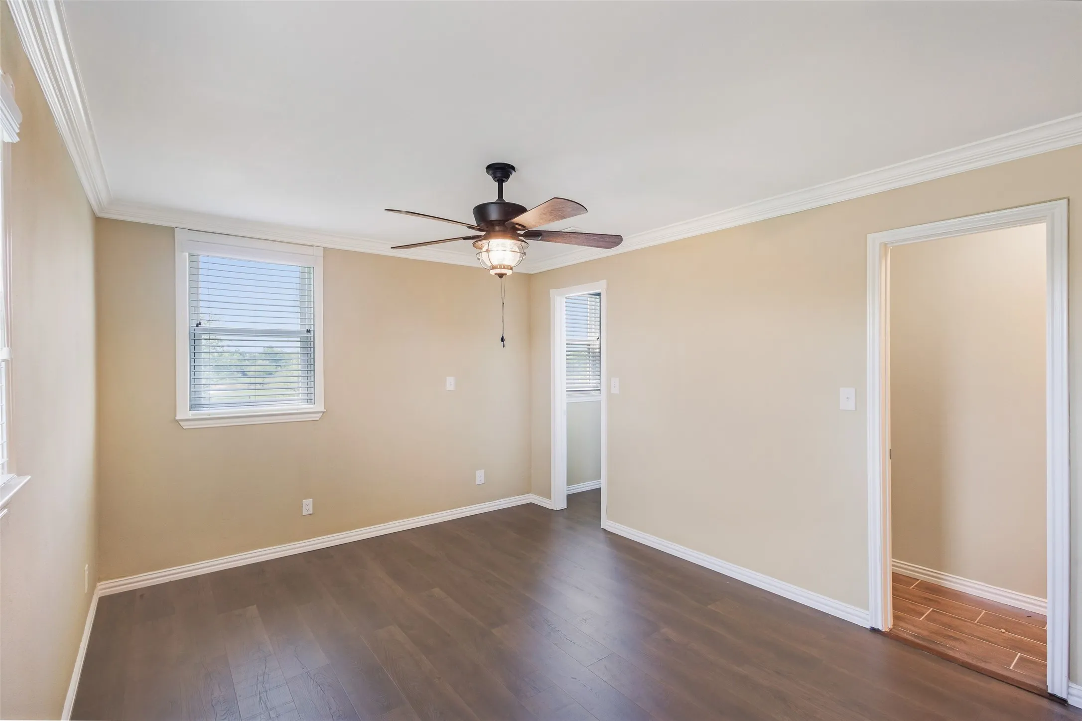 Single Family Residence For Sale in Hunt County , 11054 County Road 2464, Poetry, Texas 75160, 3 Bedroom, 3 Bathroom, 2 Garage spaces, 2,700 Sqft, built in 1985, mls#21335535, Real Estate Agent in Poetry, Homes For Sale in Hunt county, Homes For Sale in Poetry, Realtor in Poetry Texas, Real Estate Brokerage Independent Realty Texas, Luminita Cordes Realtor