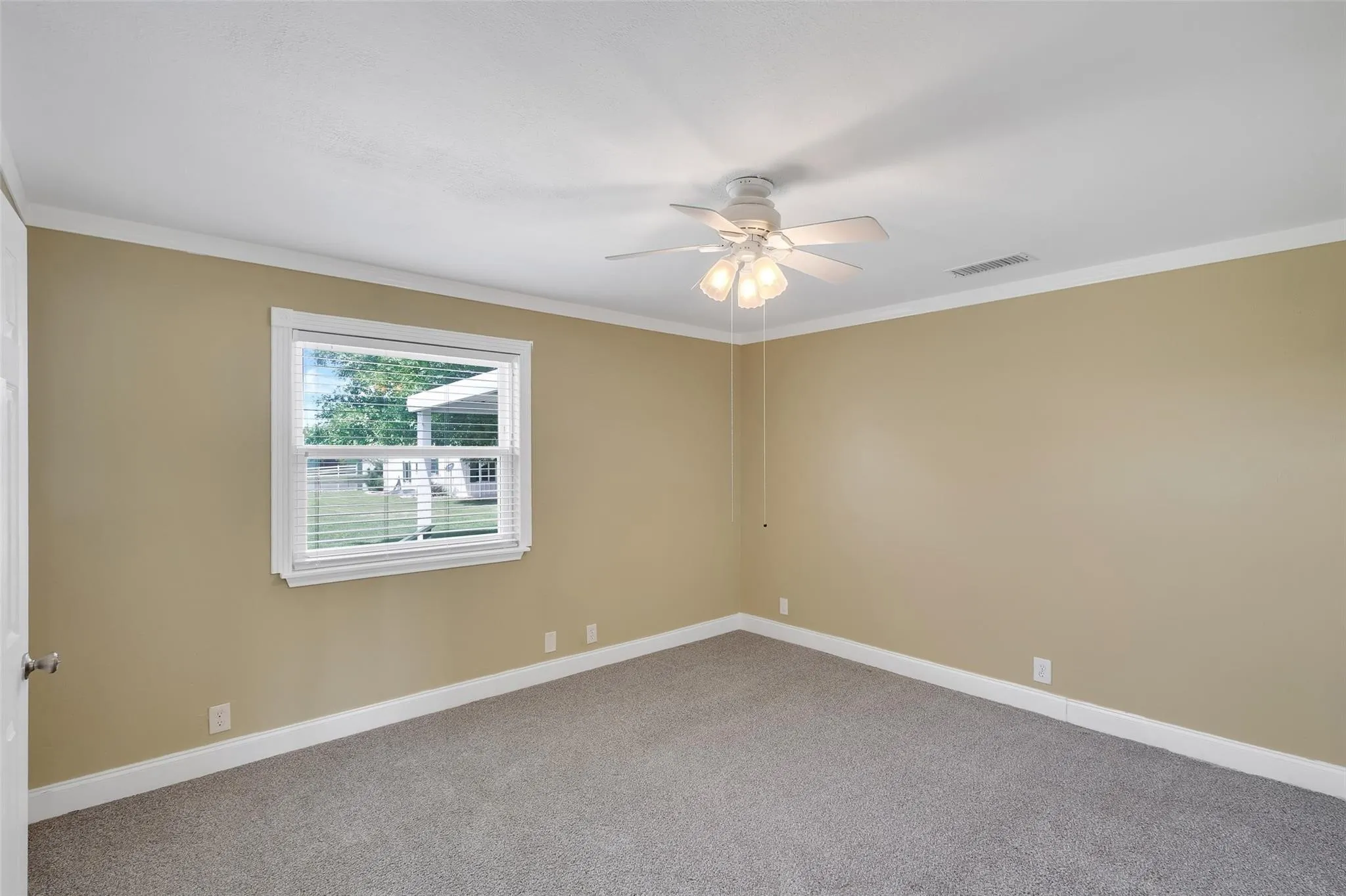 Single Family Residence For Sale in Hunt County , 11054 County Road 2464, Poetry, Texas 75160, 3 Bedroom, 3 Bathroom, 2 Garage spaces, 2,700 Sqft, built in 1985, mls#21335535, Real Estate Agent in Poetry, Homes For Sale in Hunt county, Homes For Sale in Poetry, Realtor in Poetry Texas, Real Estate Brokerage Independent Realty Texas, Luminita Cordes Realtor
