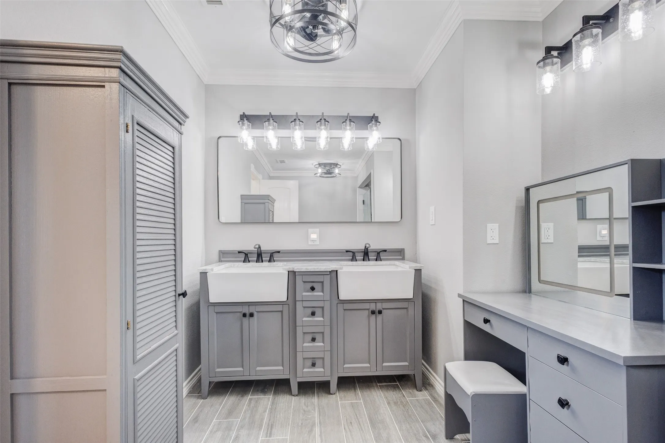 Single Family Residence For Sale in Hunt County , 11054 County Road 2464, Poetry, Texas 75160, 3 Bedroom, 3 Bathroom, 2 Garage spaces, 2,700 Sqft, built in 1985, mls#21335535, Real Estate Agent in Poetry, Homes For Sale in Hunt county, Homes For Sale in Poetry, Realtor in Poetry Texas, Real Estate Brokerage Independent Realty Texas, Luminita Cordes Realtor