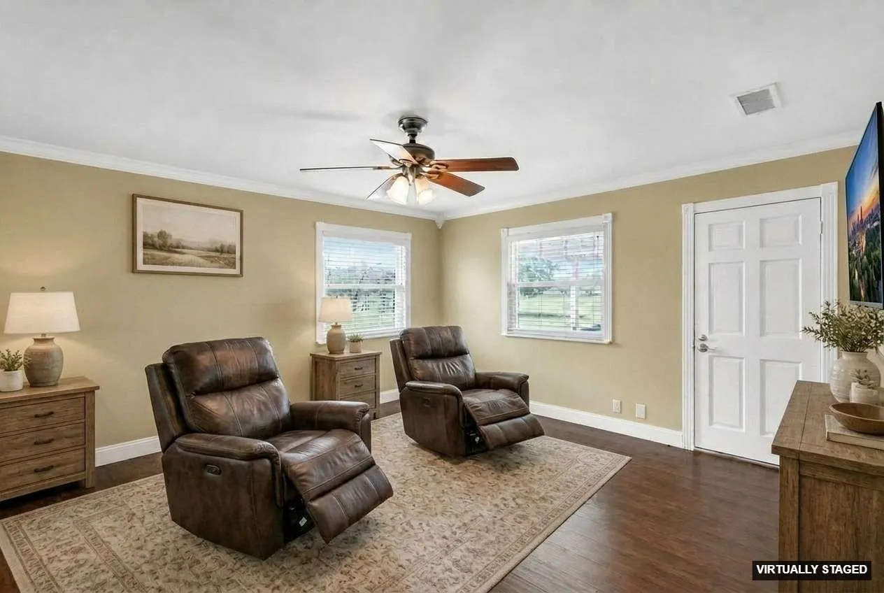 Single Family Residence For Sale in Hunt County , 11054 County Road 2464, Poetry, Texas 75160, 3 Bedroom, 3 Bathroom, 2 Garage spaces, 2,700 Sqft, built in 1985, mls#21335535, Real Estate Agent in Poetry, Homes For Sale in Hunt county, Homes For Sale in Poetry, Realtor in Poetry Texas, Real Estate Brokerage Independent Realty Texas, Luminita Cordes Realtor