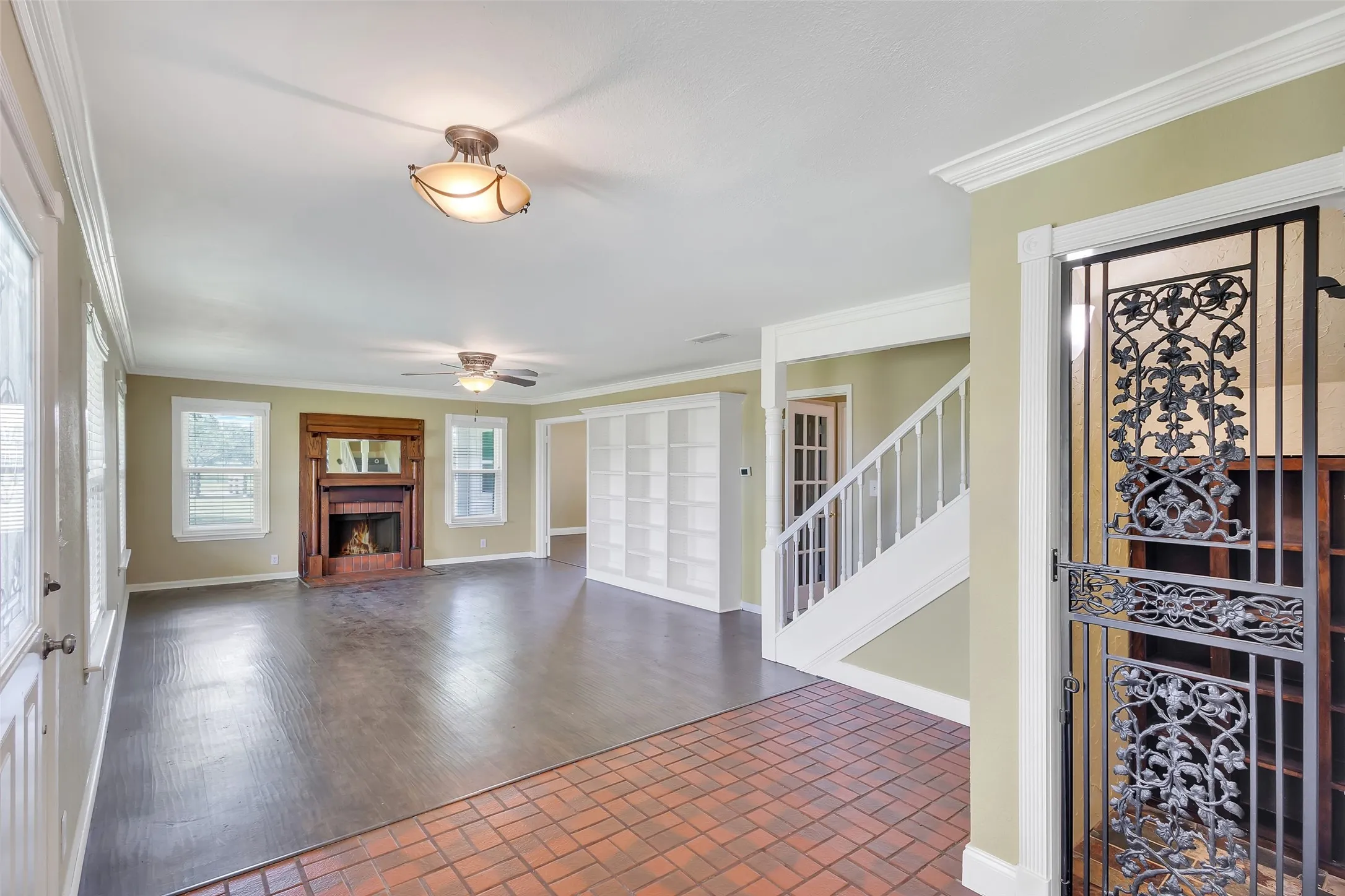 Single Family Residence For Sale in Hunt County , 11054 County Road 2464, Poetry, Texas 75160, 3 Bedroom, 3 Bathroom, 2 Garage spaces, 2,700 Sqft, built in 1985, mls#21335535, Real Estate Agent in Poetry, Homes For Sale in Hunt county, Homes For Sale in Poetry, Realtor in Poetry Texas, Real Estate Brokerage Independent Realty Texas, Luminita Cordes Realtor