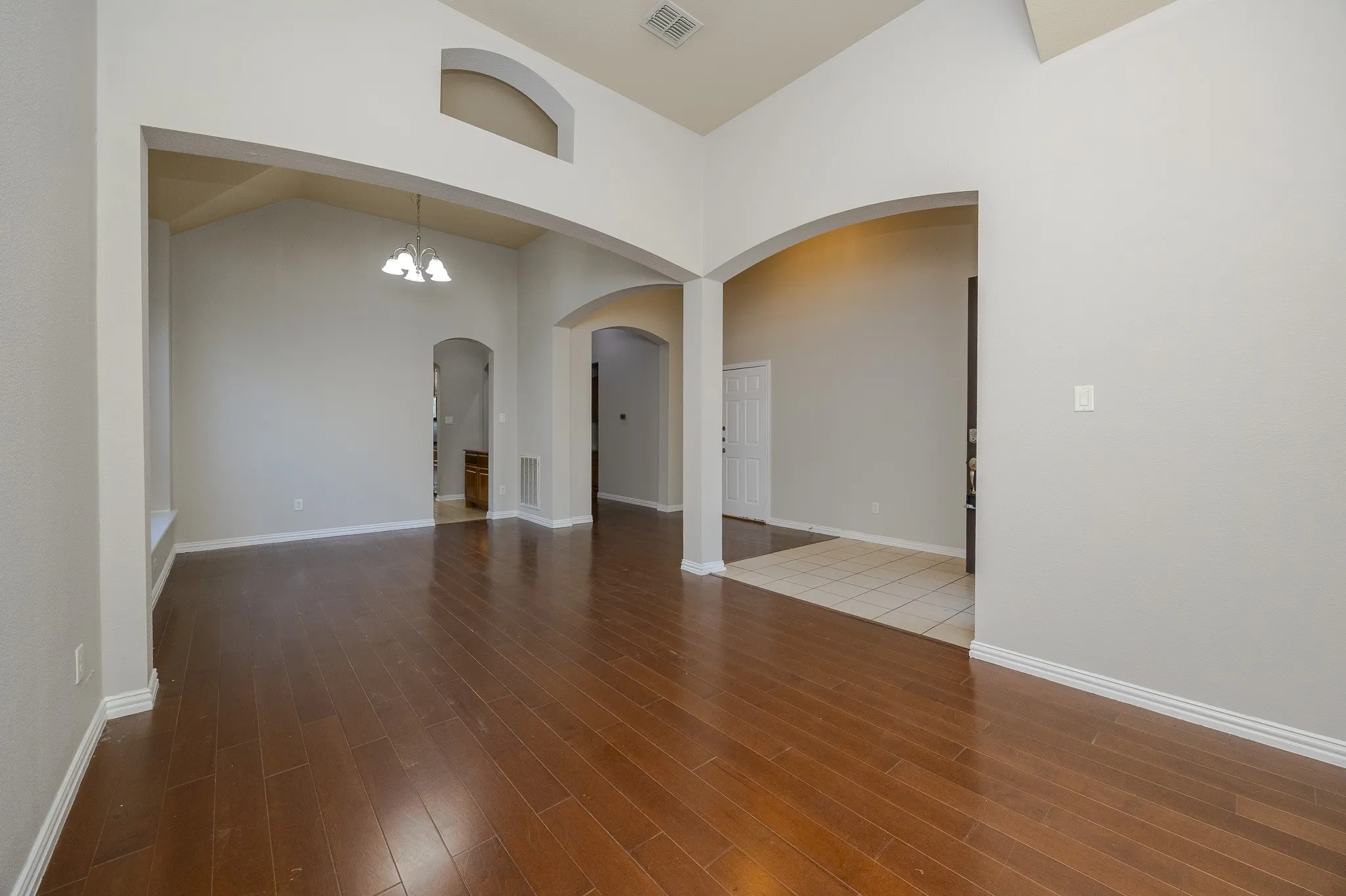 Single Family Residence For Rent in Denton County , 3132 Fox Hollow Drive, Little Elm, Texas 75068, 4 Bedroom, 2 Bathroom, 2 Garage spaces, 2,325 Sqft, built in 2003, mls#21332876, Real Estate Agent in Little Elm, Homes For Rent in Denton county, Homes For Rent in Little Elm, Realtor in Little Elm Texas, Real Estate Brokerage Independent Realty Texas, Luminita Cordes Realtor
