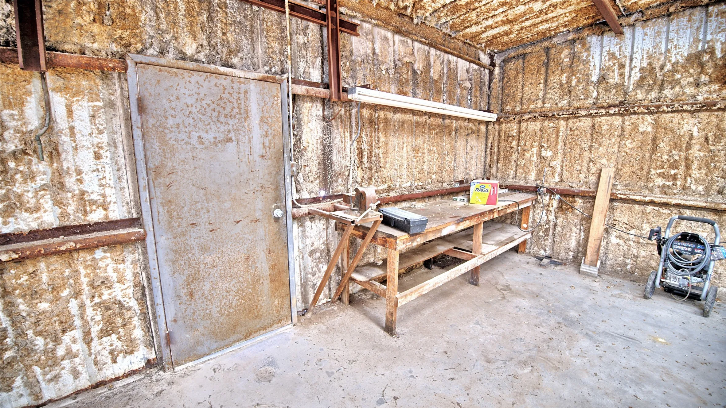Warehouse For Sale in Montague County , 105 W Highway 82, Nocona, Texas 76255, 0, 0, Garage spaces, 0 Sqft, built in 1990, Price $90,000, mls#21335581, Real Estate Agent in Nocona, Homes For Sale in Montague county, Homes For Sale in Nocona, Realtor in Nocona Texas, Real Estate Brokerage Independent Realty Texas, Luminita Cordes Realtor