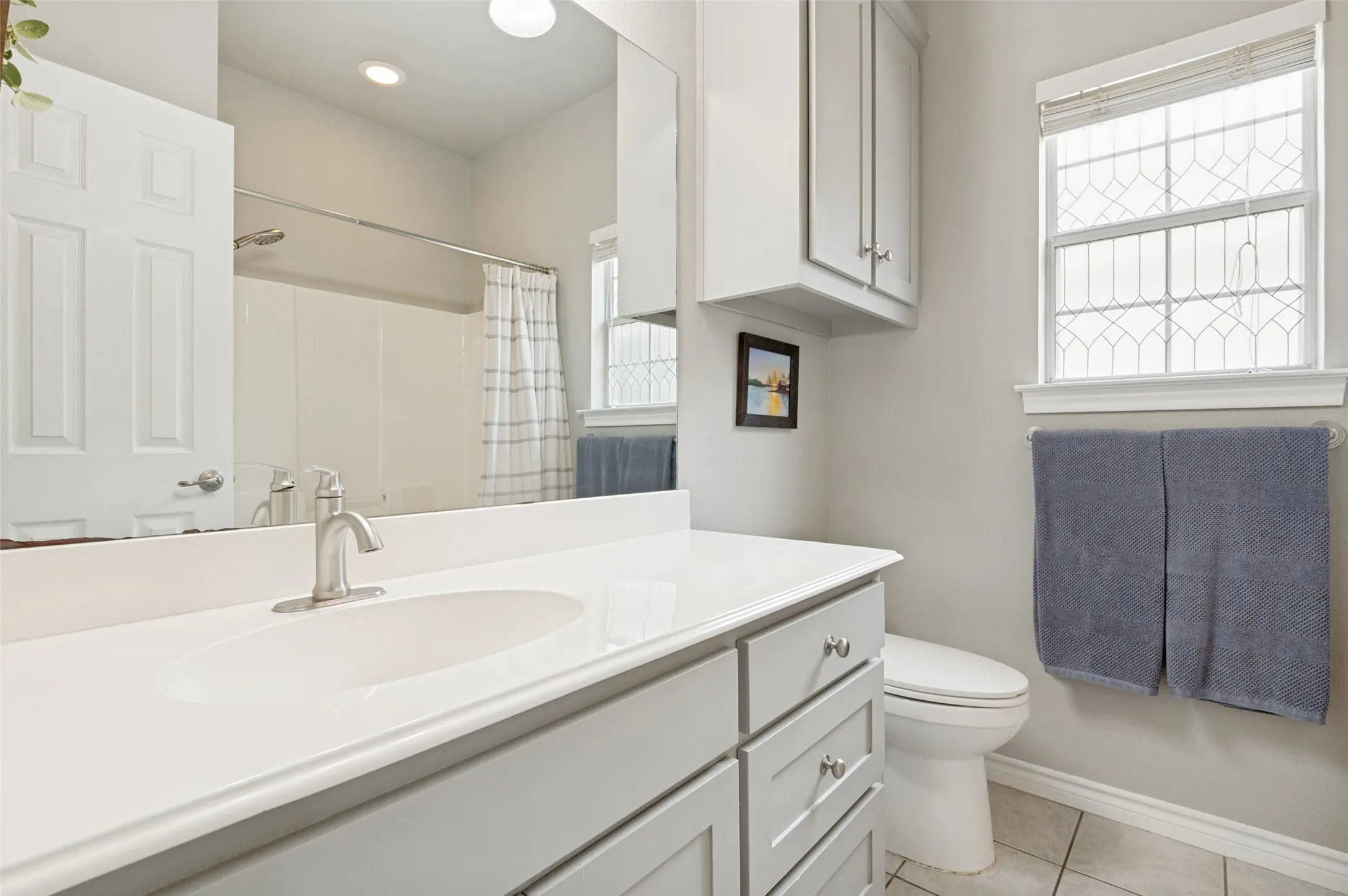 Single Family Residence For Rent in Ellis County , 514 N 1st Street, Midlothian, Texas 76065, 3 Bedroom, 2 Bathroom, 2 Garage spaces, 1,642 Sqft, built in 2002, mls#21335592, Real Estate Agent in Midlothian, Homes For Rent in Ellis county, Homes For Rent in Midlothian, Realtor in Midlothian Texas, Real Estate Brokerage Independent Realty Texas, Luminita Cordes Realtor