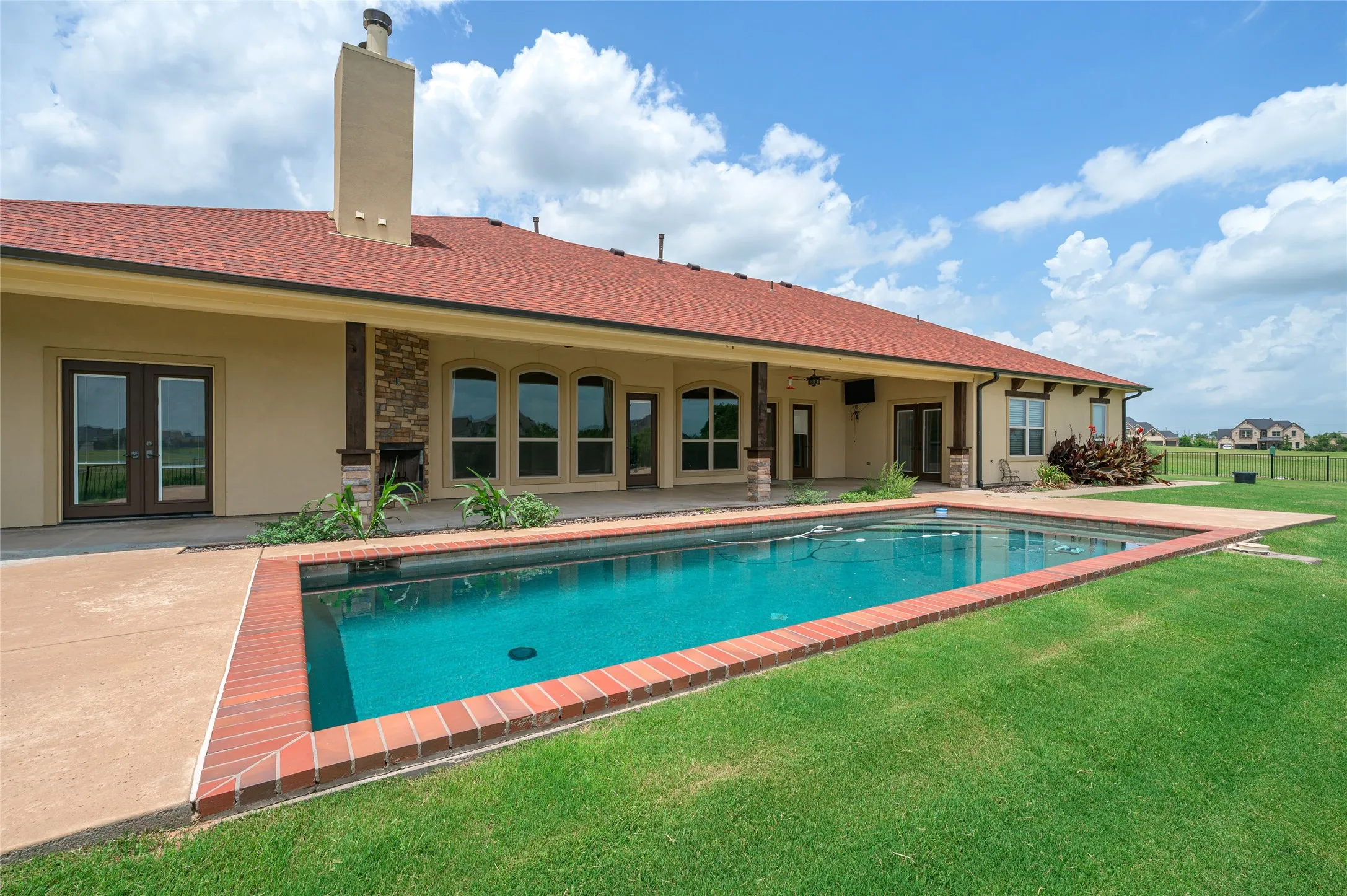 Single Family Residence For Sale in Grayson County , 1200 Eagle Glen Pass, Gunter, Texas 75058, 4 Bedroom, 5 Bathroom, 3 Garage spaces, 3,609 Sqft, built in 2015, mls#21334576, Real Estate Agent in Gunter, Homes For Sale in Grayson county, Homes For Sale in Gunter, Realtor in Gunter Texas, Real Estate Brokerage Independent Realty Texas, Luminita Cordes Realtor