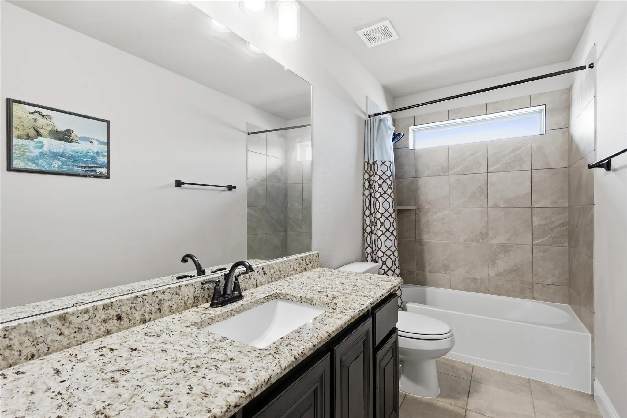 Single Family Residence For Sale in Ellis County , 212 Lillian Lane, Waxahachie, Texas 75165, 5 Bedroom, 4 Bathroom, 3 Garage spaces, 3,625 Sqft, built in 2020, mls#21335593, Real Estate Agent in Waxahachie, Homes For Sale in Ellis county, Homes For Sale in Waxahachie, Realtor in Waxahachie Texas, Real Estate Brokerage Independent Realty Texas, Luminita Cordes Realtor