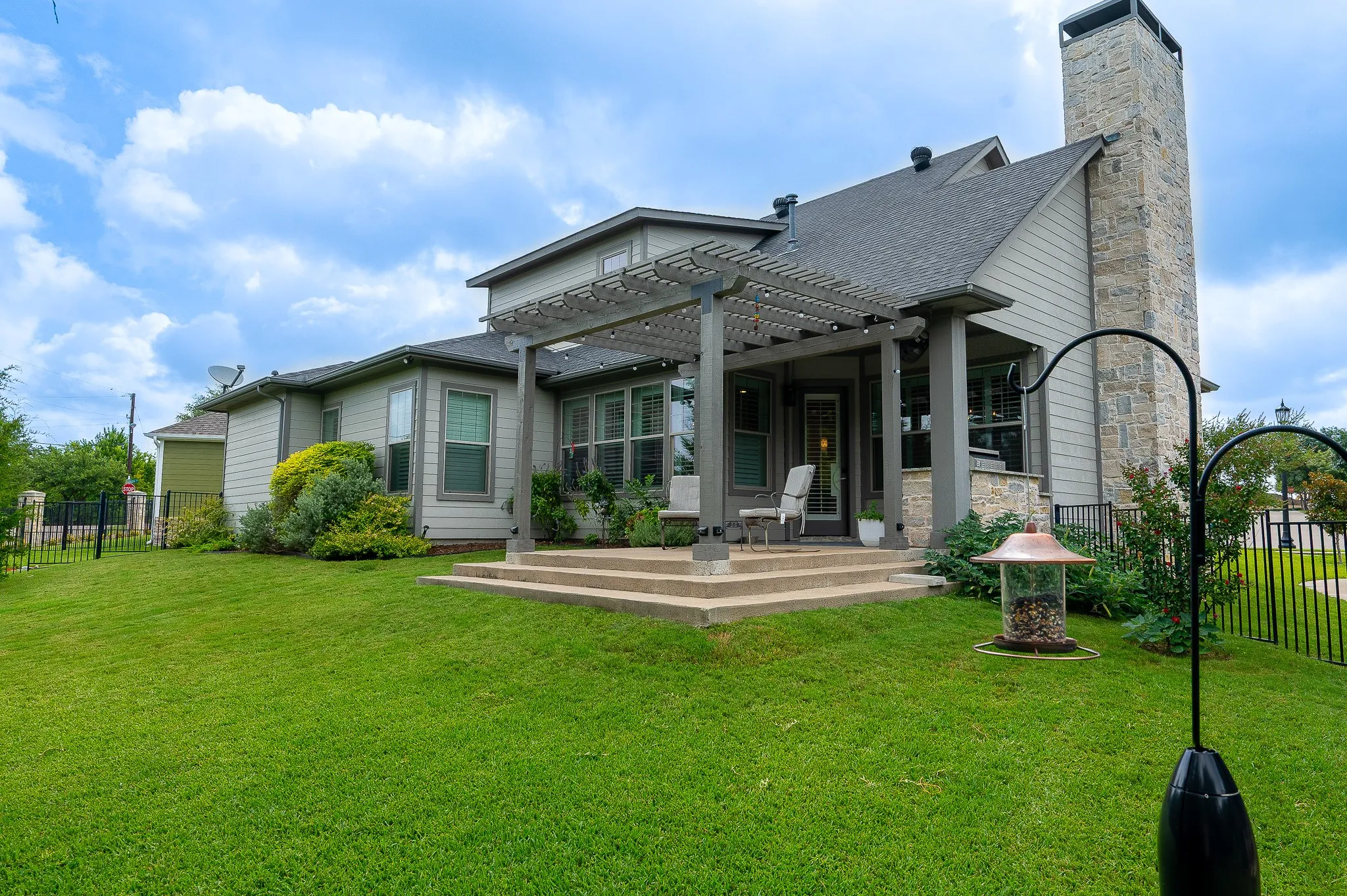 Single Family Residence For Sale in Rockwall County , 1023 Saint Thomas Court, Rockwall, Texas 75087, 4 Bedroom, 3 Bathroom, 2 Garage spaces, 2,030 Sqft, built in 2016, mls#21332571, Real Estate Agent in Rockwall, Homes For Sale in Rockwall county, Homes For Sale in Rockwall, Realtor in Rockwall Texas, Real Estate Brokerage Independent Realty Texas, Luminita Cordes Realtor