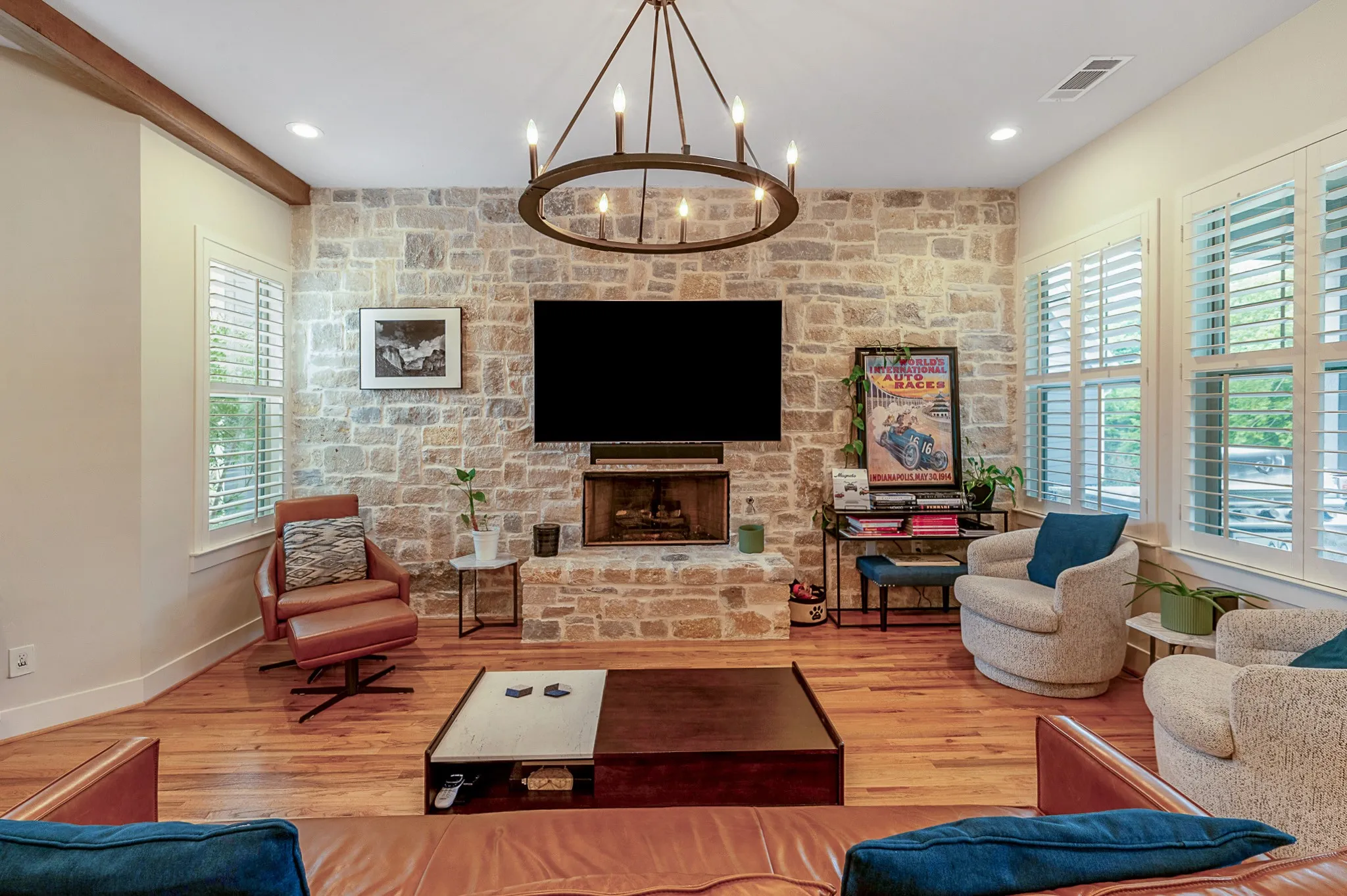 Single Family Residence For Sale in Rockwall County , 1023 Saint Thomas Court, Rockwall, Texas 75087, 4 Bedroom, 3 Bathroom, 2 Garage spaces, 2,030 Sqft, built in 2016, mls#21332571, Real Estate Agent in Rockwall, Homes For Sale in Rockwall county, Homes For Sale in Rockwall, Realtor in Rockwall Texas, Real Estate Brokerage Independent Realty Texas, Luminita Cordes Realtor
