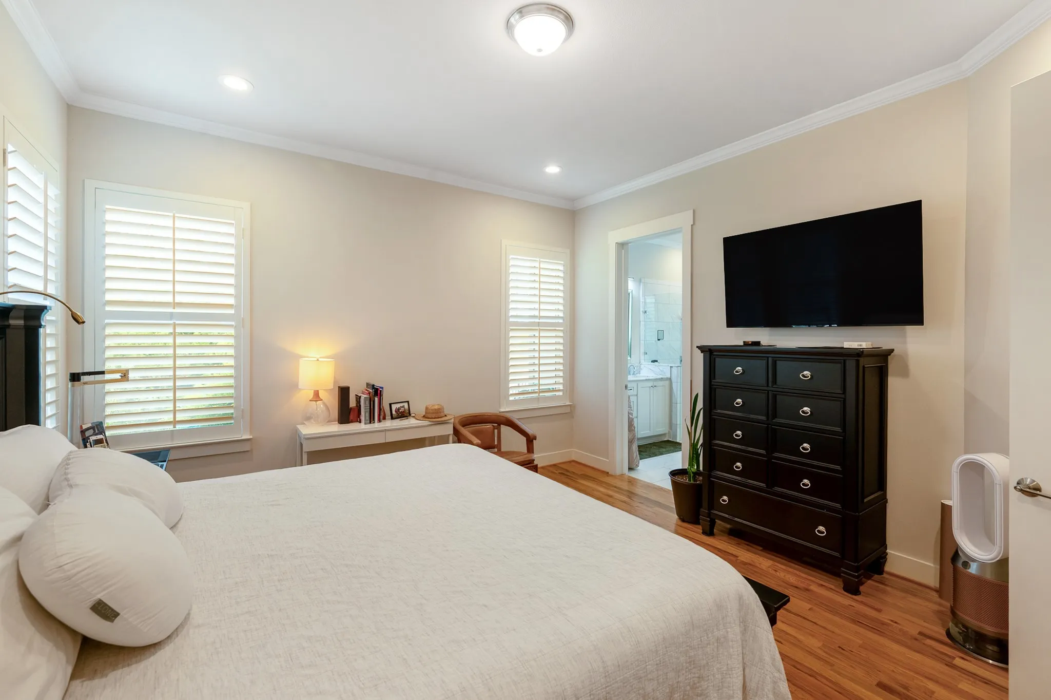 Single Family Residence For Sale in Rockwall County , 1023 Saint Thomas Court, Rockwall, Texas 75087, 4 Bedroom, 3 Bathroom, 2 Garage spaces, 2,030 Sqft, built in 2016, mls#21332571, Real Estate Agent in Rockwall, Homes For Sale in Rockwall county, Homes For Sale in Rockwall, Realtor in Rockwall Texas, Real Estate Brokerage Independent Realty Texas, Luminita Cordes Realtor
