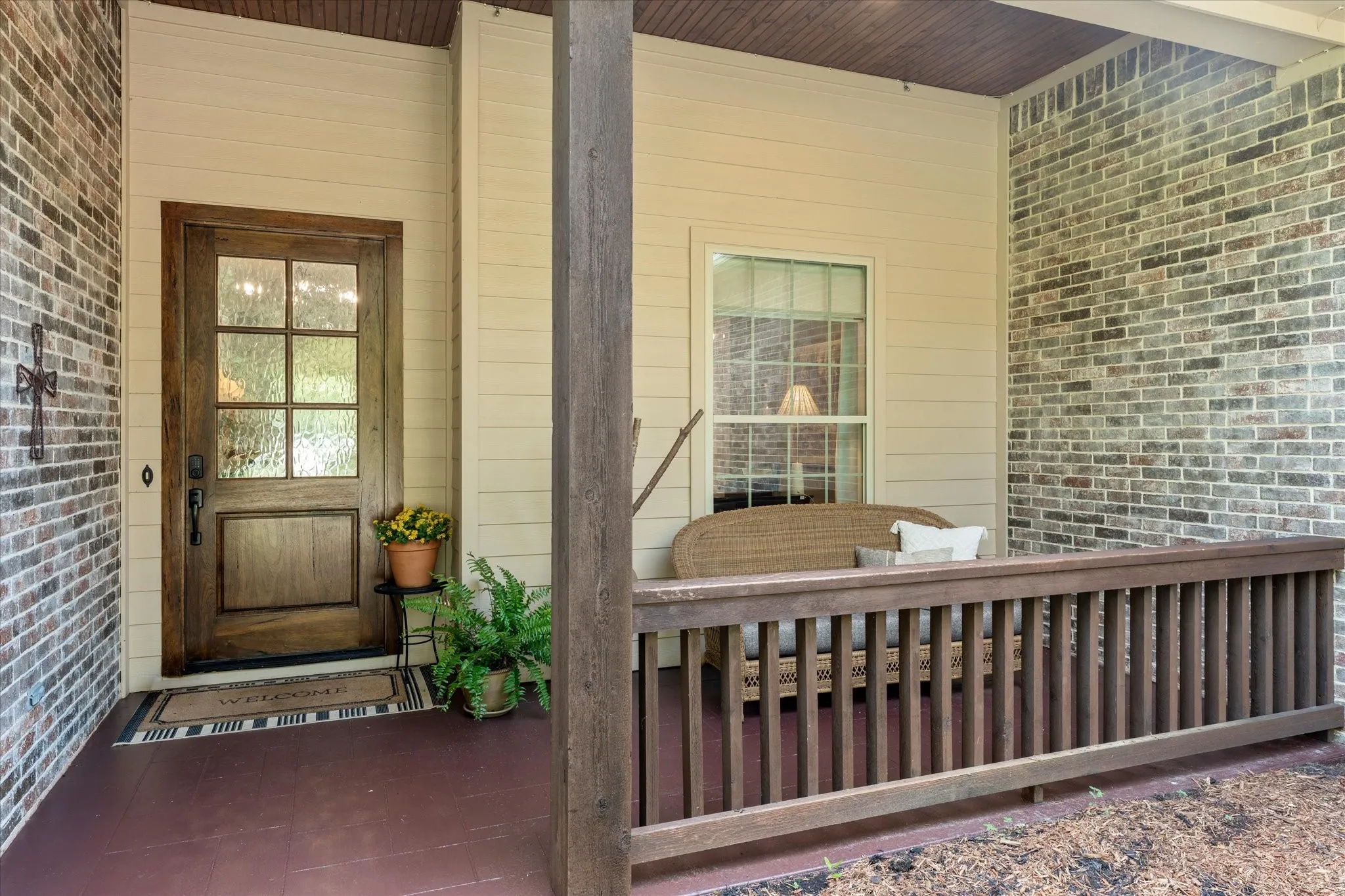 Single Family Residence For Sale in Wood County , 940 Private Road 5980, Yantis, Texas 75497, 4 Bedroom, 4 Bathroom, 3 Garage spaces, 3,975 Sqft, built in 2012, Price $1,190,000, mls#21335595, Real Estate Agent in Yantis, Homes For Sale in Wood county, Homes For Sale in Yantis, Realtor in Yantis Texas, Real Estate Brokerage Independent Realty Texas, Luminita Cordes Realtor
