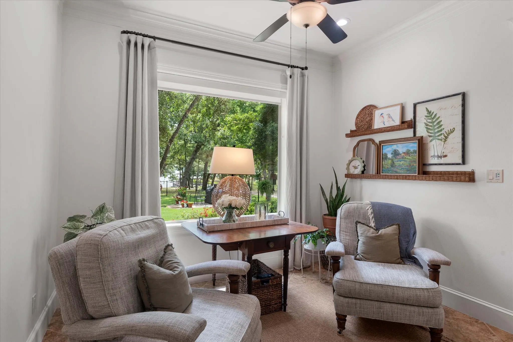 Single Family Residence For Sale in Wood County , 940 Private Road 5980, Yantis, Texas 75497, 4 Bedroom, 4 Bathroom, 3 Garage spaces, 3,975 Sqft, built in 2012, Price $1,190,000, mls#21335595, Real Estate Agent in Yantis, Homes For Sale in Wood county, Homes For Sale in Yantis, Realtor in Yantis Texas, Real Estate Brokerage Independent Realty Texas, Luminita Cordes Realtor