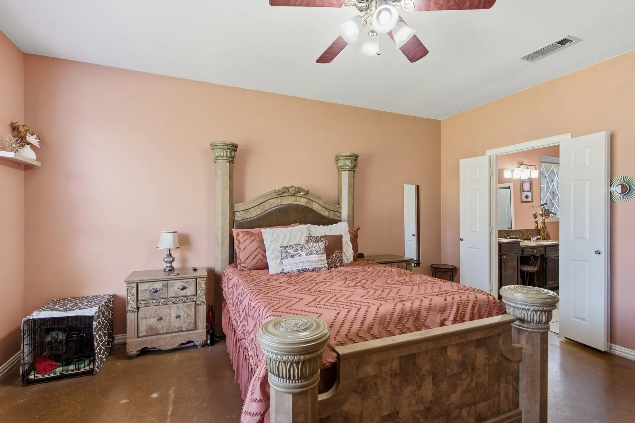 Single Family Residence For Sale in Denton County , 305 Ravenna Road, Lake Dallas, Texas 75065, 4 Bedroom, 3 Bathroom, 2 Garage spaces, 2,376 Sqft, built in 2000, mls#21320380, Real Estate Agent in Lake Dallas, Homes For Sale in Denton county, Homes For Sale in Lake Dallas, Realtor in Lake Dallas Texas, Real Estate Brokerage Independent Realty Texas, Luminita Cordes Realtor
