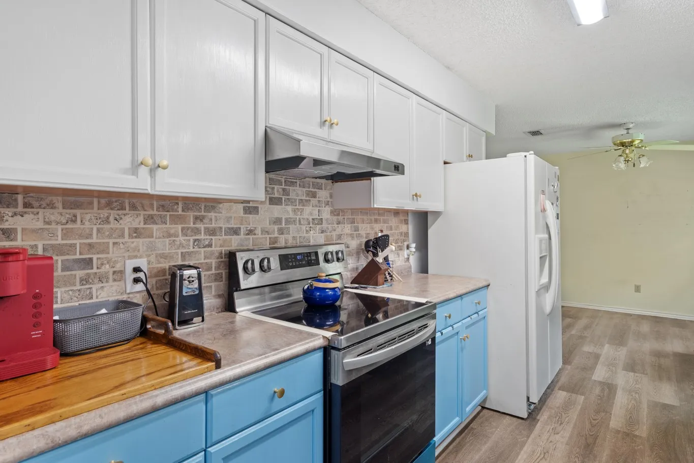 Single Family Residence For Sale in Rains County , 1282 Rs County Road 3325, Emory, Texas 75440, 3 Bedroom, 2 Bathroom, Garage spaces, 1,320 Sqft, built in 1993, mls#21335616, Real Estate Agent in Emory, Homes For Sale in Rains county, Homes For Sale in Emory, Realtor in Emory Texas, Real Estate Brokerage Independent Realty Texas, Luminita Cordes Realtor