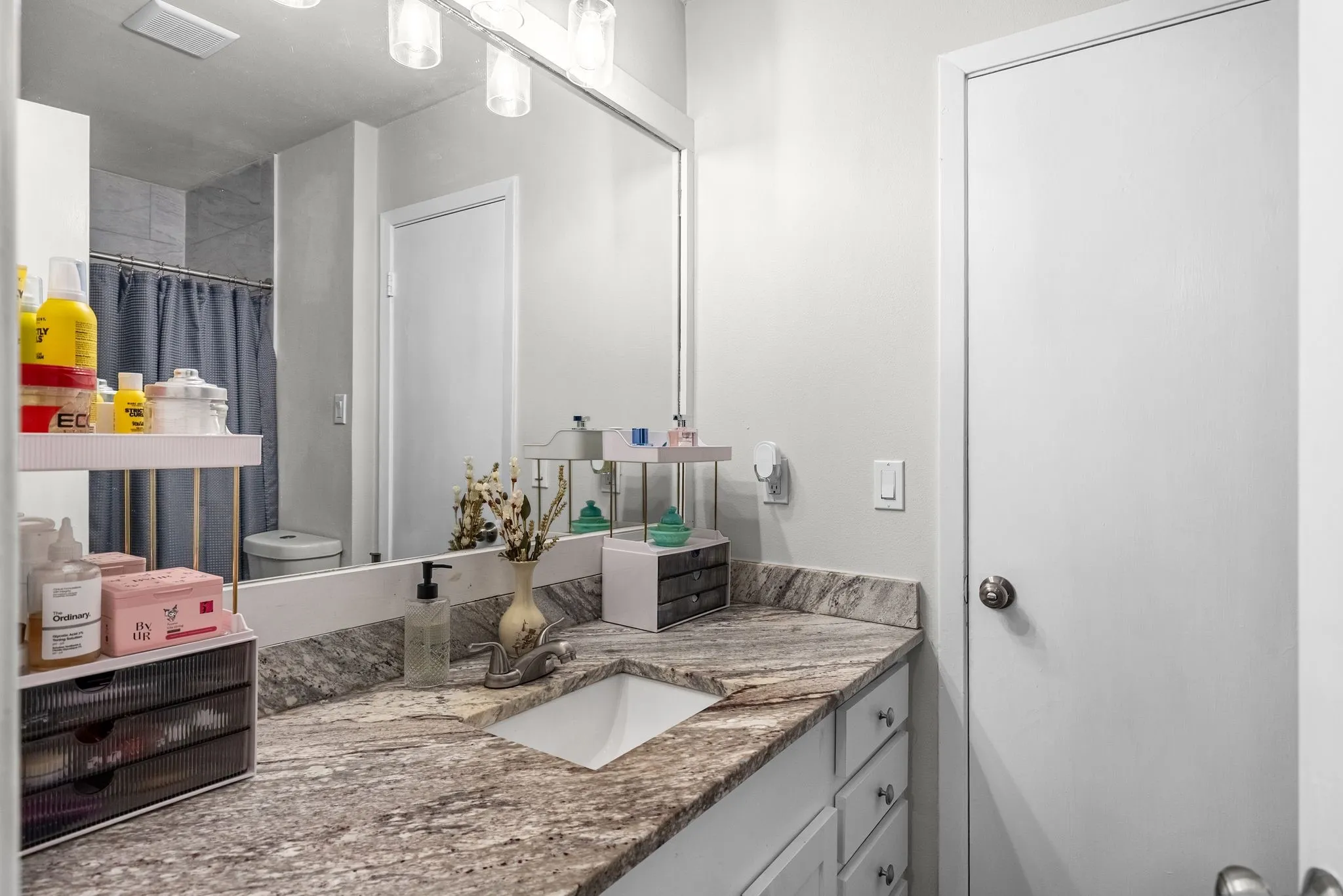 Single Family Residence For Sale in Hunt County , 3007 Tanglewood Drive, Commerce, Texas 75428, 3 Bedroom, 2 Bathroom, Garage spaces, 1,920 Sqft, built in 1967, mls#21292919, Real Estate Agent in Commerce, Homes For Sale in Hunt county, Homes For Sale in Commerce, Realtor in Commerce Texas, Real Estate Brokerage Independent Realty Texas, Luminita Cordes Realtor