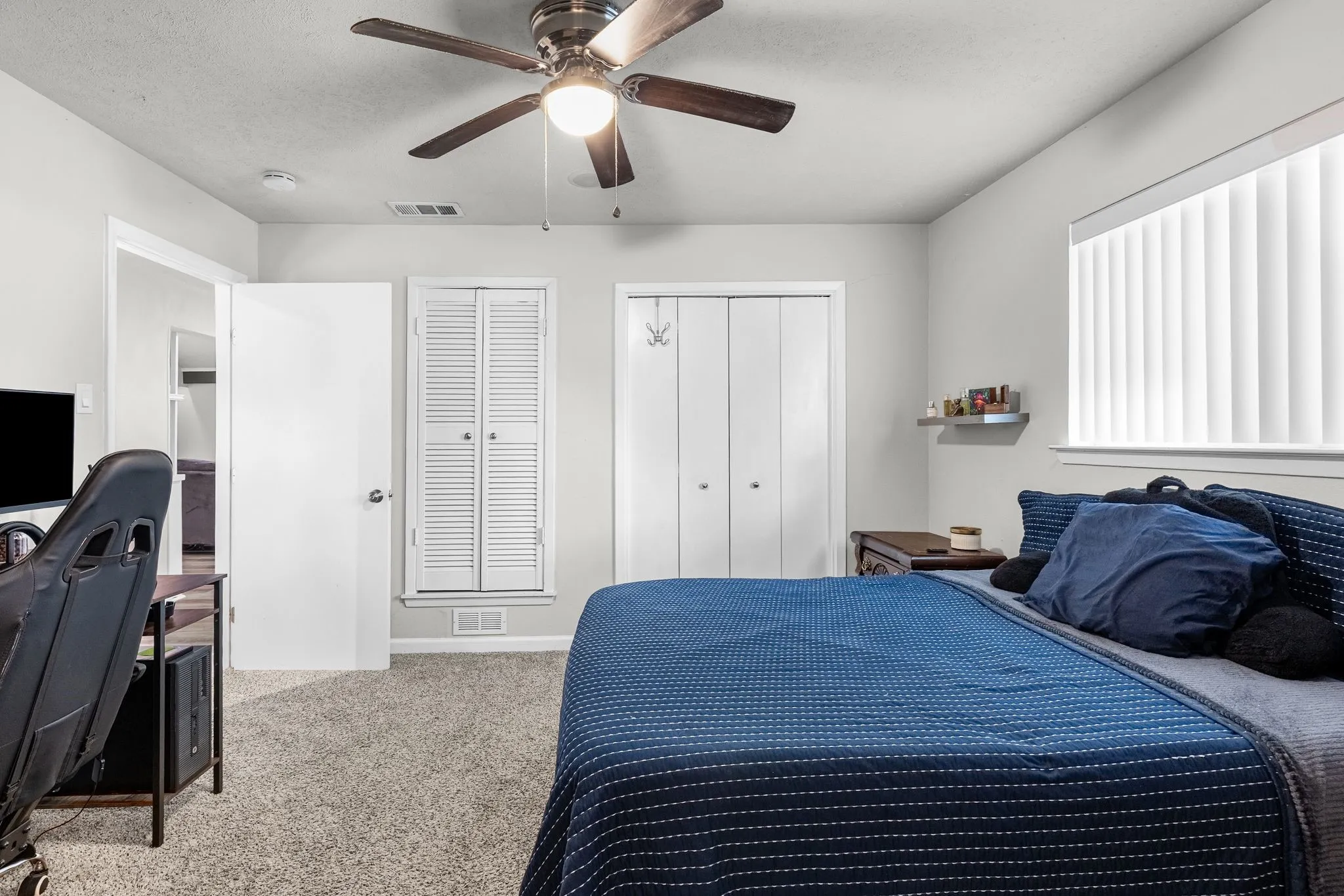Single Family Residence For Sale in Hunt County , 3007 Tanglewood Drive, Commerce, Texas 75428, 3 Bedroom, 2 Bathroom, Garage spaces, 1,920 Sqft, built in 1967, mls#21292919, Real Estate Agent in Commerce, Homes For Sale in Hunt county, Homes For Sale in Commerce, Realtor in Commerce Texas, Real Estate Brokerage Independent Realty Texas, Luminita Cordes Realtor