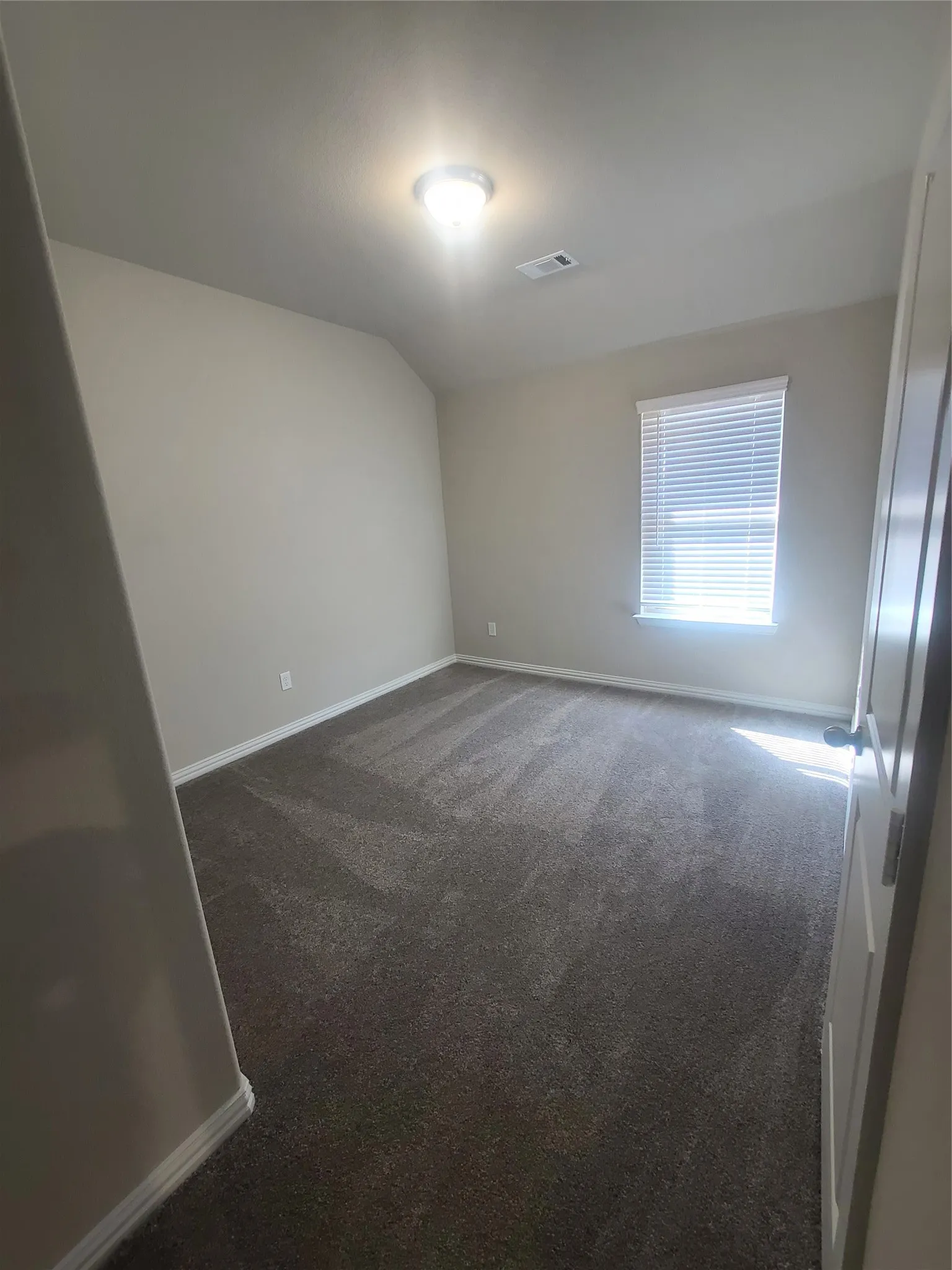 Single Family Residence For Sale in Denton County , 321 Ranch Road, Justin, Texas 76247, 3 Bedroom, 2 Bathroom, 2 Garage spaces, 1,896 Sqft, built in 2022, mls#21335636, Real Estate Agent in Justin, Homes For Sale in Denton county, Homes For Sale in Justin, Realtor in Justin Texas, Real Estate Brokerage Independent Realty Texas, Luminita Cordes Realtor