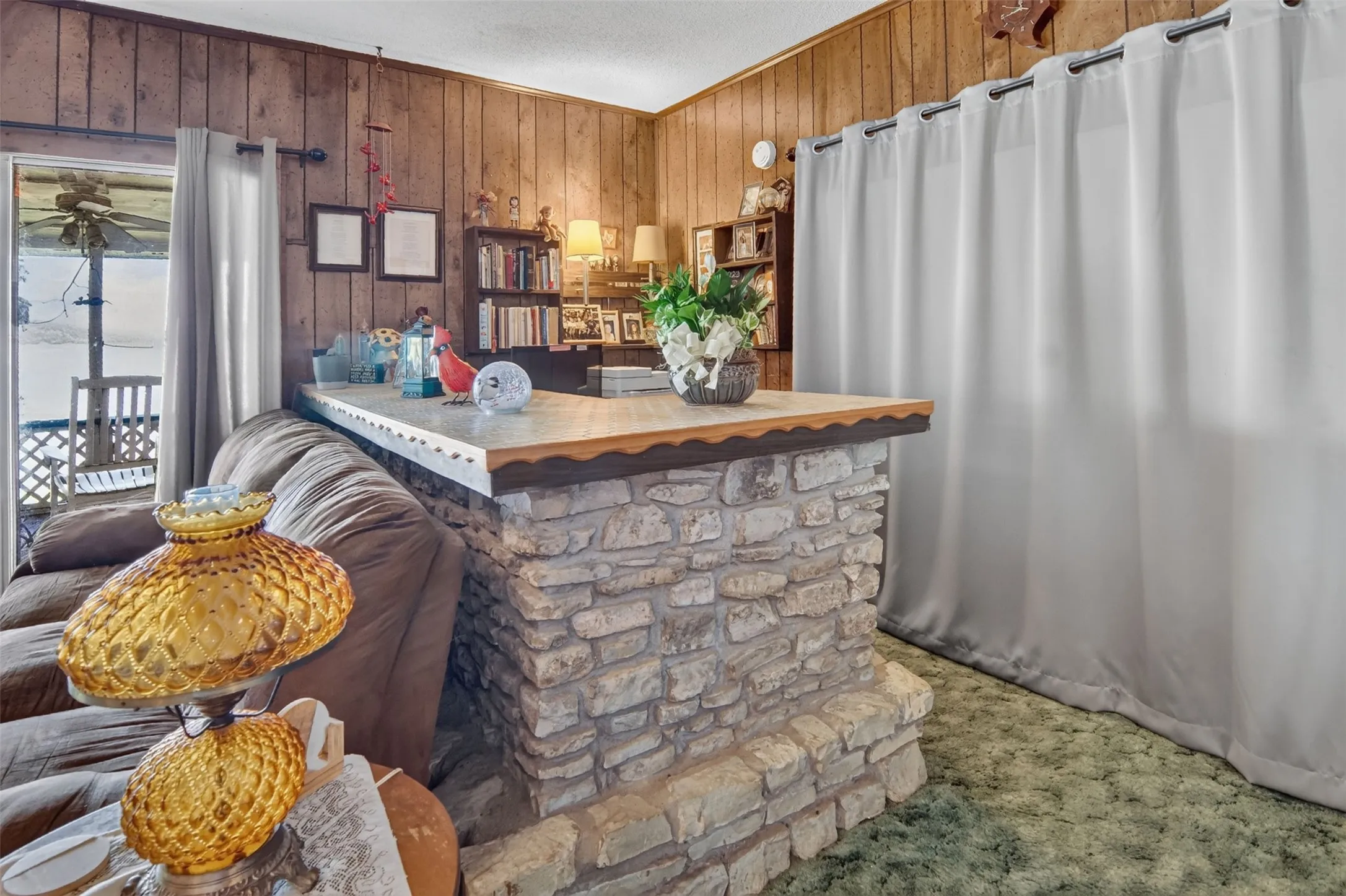 Single Family Residence For Sale in Palo Pinto County , 151 Rock Creek Loop, Possum Kingdom Lake, Texas 76449, 5 Bedroom, 4 Bathroom, Garage spaces, 2,913 Sqft, built in 1940, mls#21335653, Real Estate Agent in Possum Kingdom Lake, Homes For Sale in Palo Pinto county, Homes For Sale in Possum Kingdom Lake, Realtor in Possum Kingdom Lake Texas, Real Estate Brokerage Independent Realty Texas, Luminita Cordes Realtor