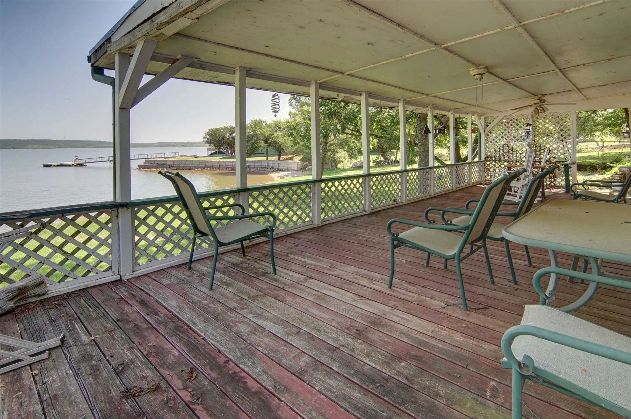 Single Family Residence For Sale in Palo Pinto County , 151 Rock Creek Loop, Possum Kingdom Lake, Texas 76449, 5 Bedroom, 4 Bathroom, Garage spaces, 2,913 Sqft, built in 1940, mls#21335653, Real Estate Agent in Possum Kingdom Lake, Homes For Sale in Palo Pinto county, Homes For Sale in Possum Kingdom Lake, Realtor in Possum Kingdom Lake Texas, Real Estate Brokerage Independent Realty Texas, Luminita Cordes Realtor