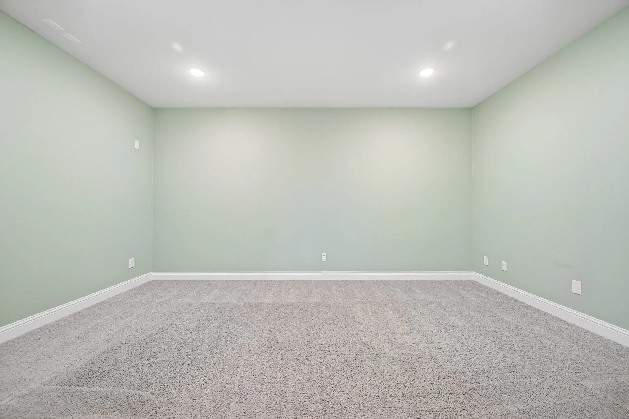 Single Family Residence For Sale in Denton County , 308 Magnolia Street, Oak Point, Texas 75068, 4 Bedroom, 3 Bathroom, 3 Garage spaces, 3,089 Sqft, built in 2021, Price $610,000, mls#21335504, Real Estate Agent in Oak Point, Homes For Sale in Denton county, Homes For Sale in Oak Point, Realtor in Oak Point Texas, Real Estate Brokerage Independent Realty Texas, Luminita Cordes Realtor