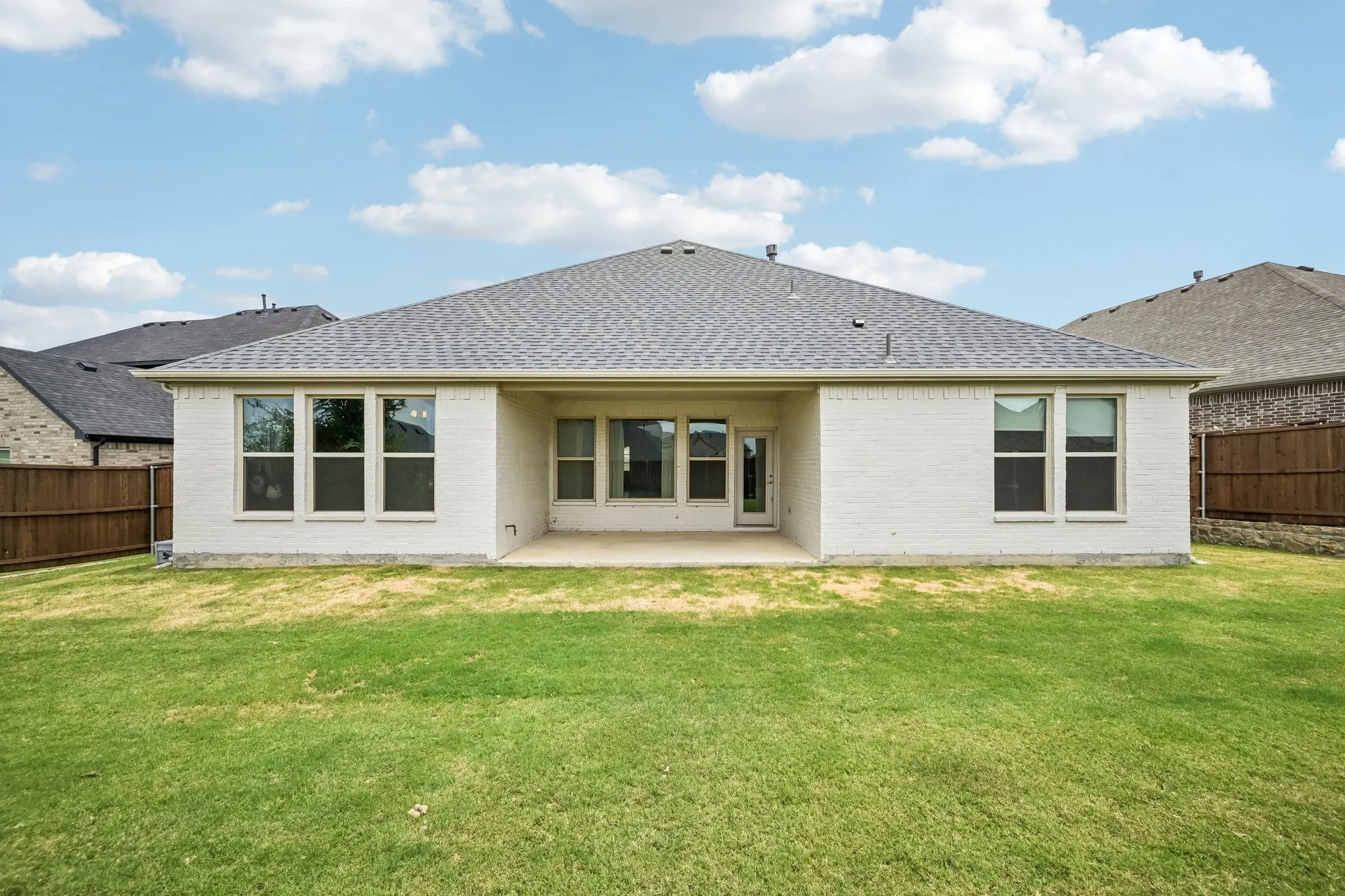 Single Family Residence For Sale in Denton County , 308 Magnolia Street, Oak Point, Texas 75068, 4 Bedroom, 3 Bathroom, 3 Garage spaces, 3,089 Sqft, built in 2021, Price $610,000, mls#21335504, Real Estate Agent in Oak Point, Homes For Sale in Denton county, Homes For Sale in Oak Point, Realtor in Oak Point Texas, Real Estate Brokerage Independent Realty Texas, Luminita Cordes Realtor