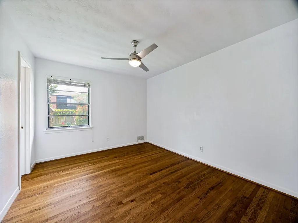 Single Family Residence For Rent in Dallas County , 5938 Willow Lane, Dallas, Texas 75230, 3 Bedroom, 3 Bathroom, 2 Garage spaces, 2,116 Sqft, built in 1959, mls#21330381, Real Estate Agent in Dallas, Homes For Rent in Dallas county, Homes For Rent in Dallas, Realtor in Dallas Texas, Real Estate Brokerage Independent Realty Texas, Luminita Cordes Realtor
