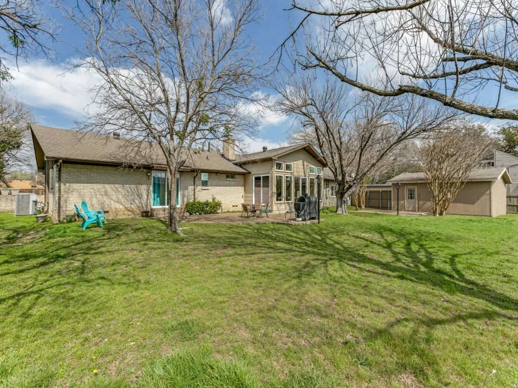 Single Family Residence For Rent in Dallas County , 5616 Mcshann Road, Dallas, Texas 75230, 5 Bedroom, 5 Bathroom, 2 Garage spaces, 3,181 Sqft, built in 1967, mls#21329952, Real Estate Agent in Dallas, Homes For Rent in Dallas county, Homes For Rent in Dallas, Realtor in Dallas Texas, Real Estate Brokerage Independent Realty Texas, Luminita Cordes Realtor